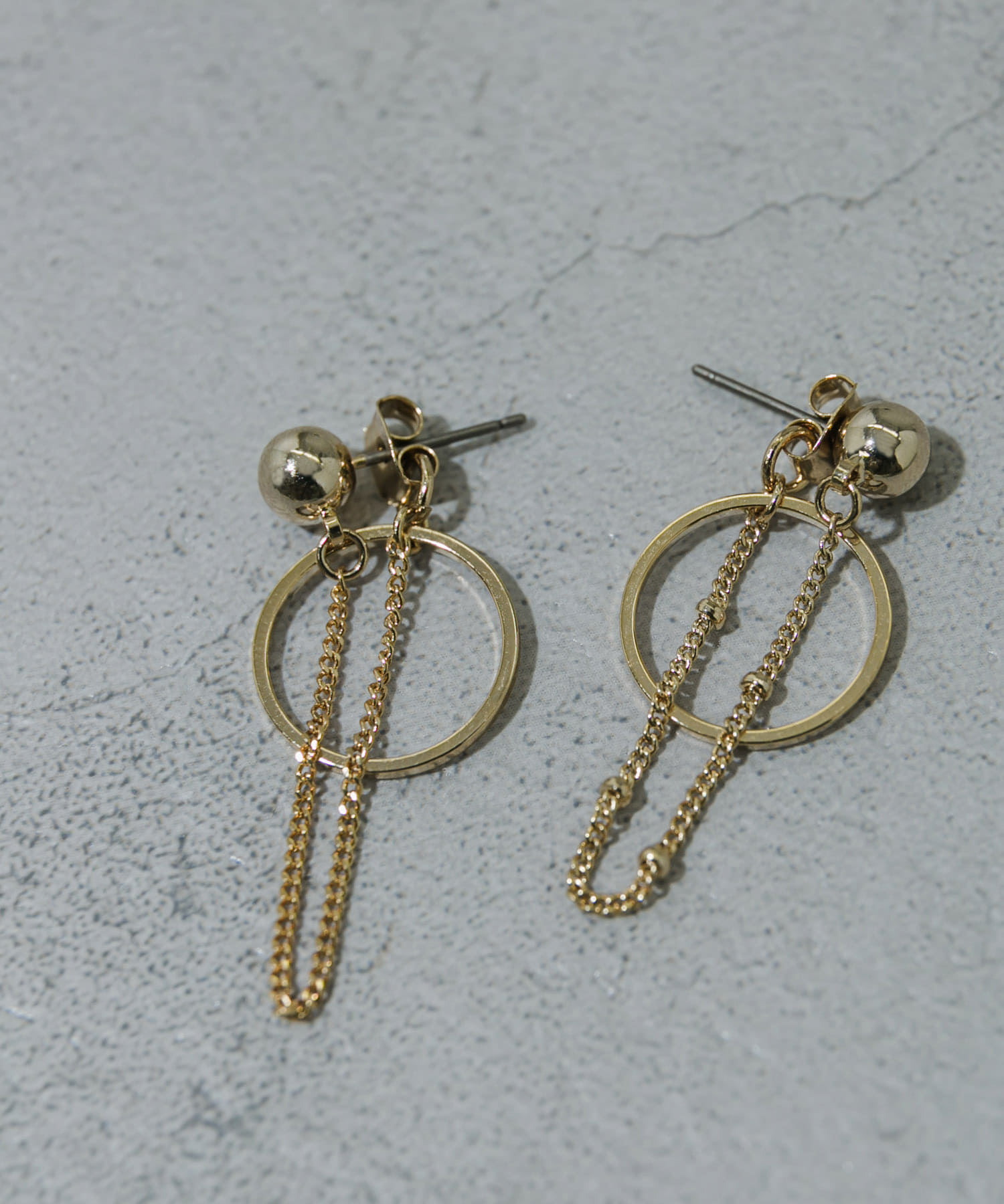 チェーンサークルピアス GLD -
