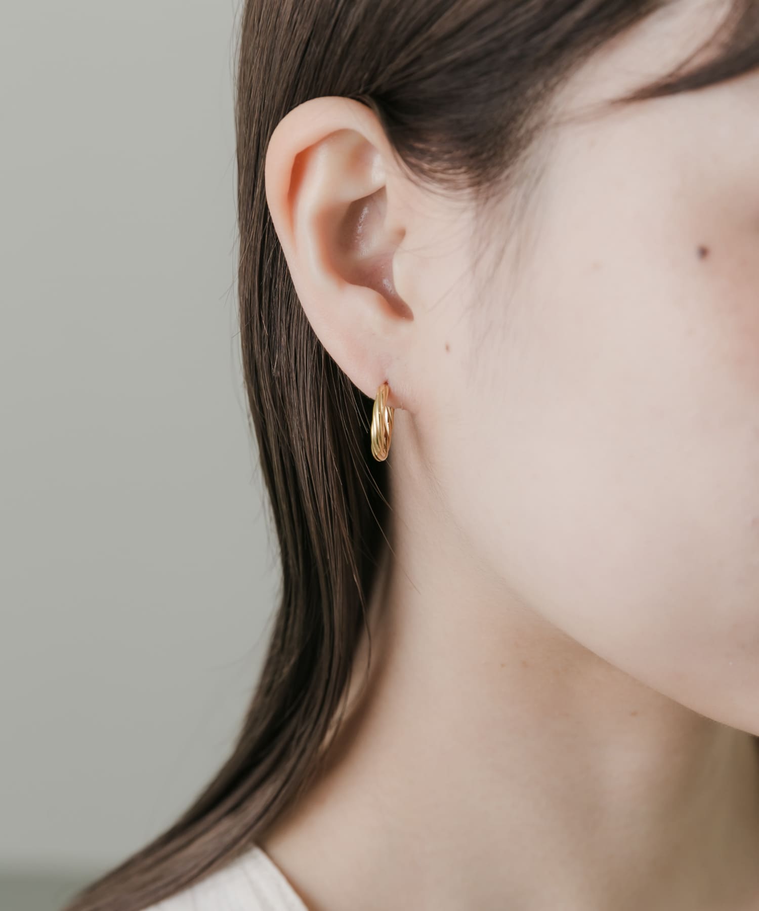 ステンレスツイストフープピアス GLD -