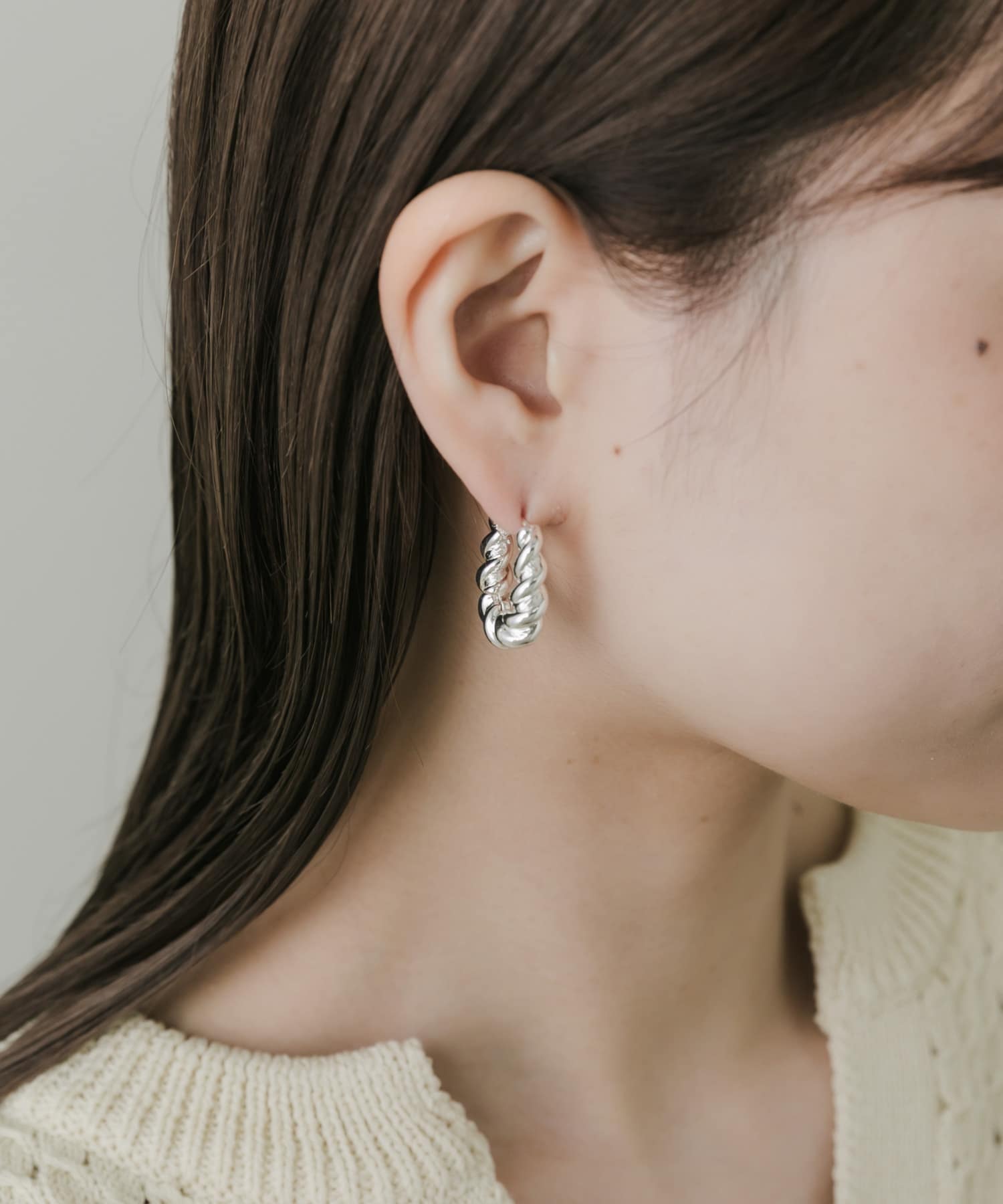 ツイストワンタッチピアス SLV -