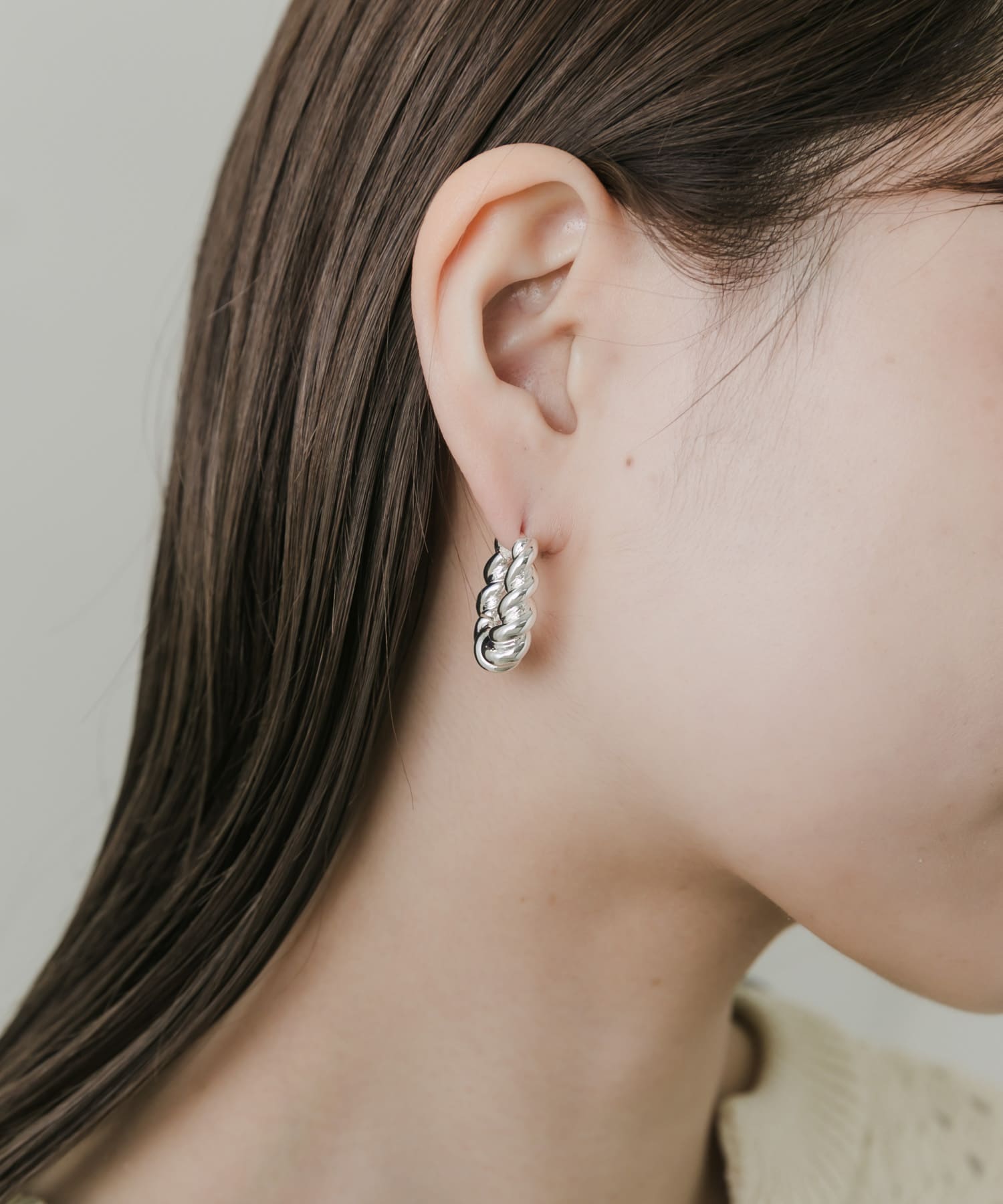 ツイストワンタッチピアス SLV -