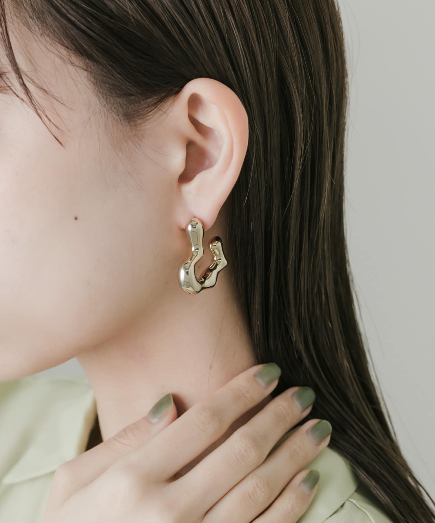 ニュアンスハートピアス GLD -