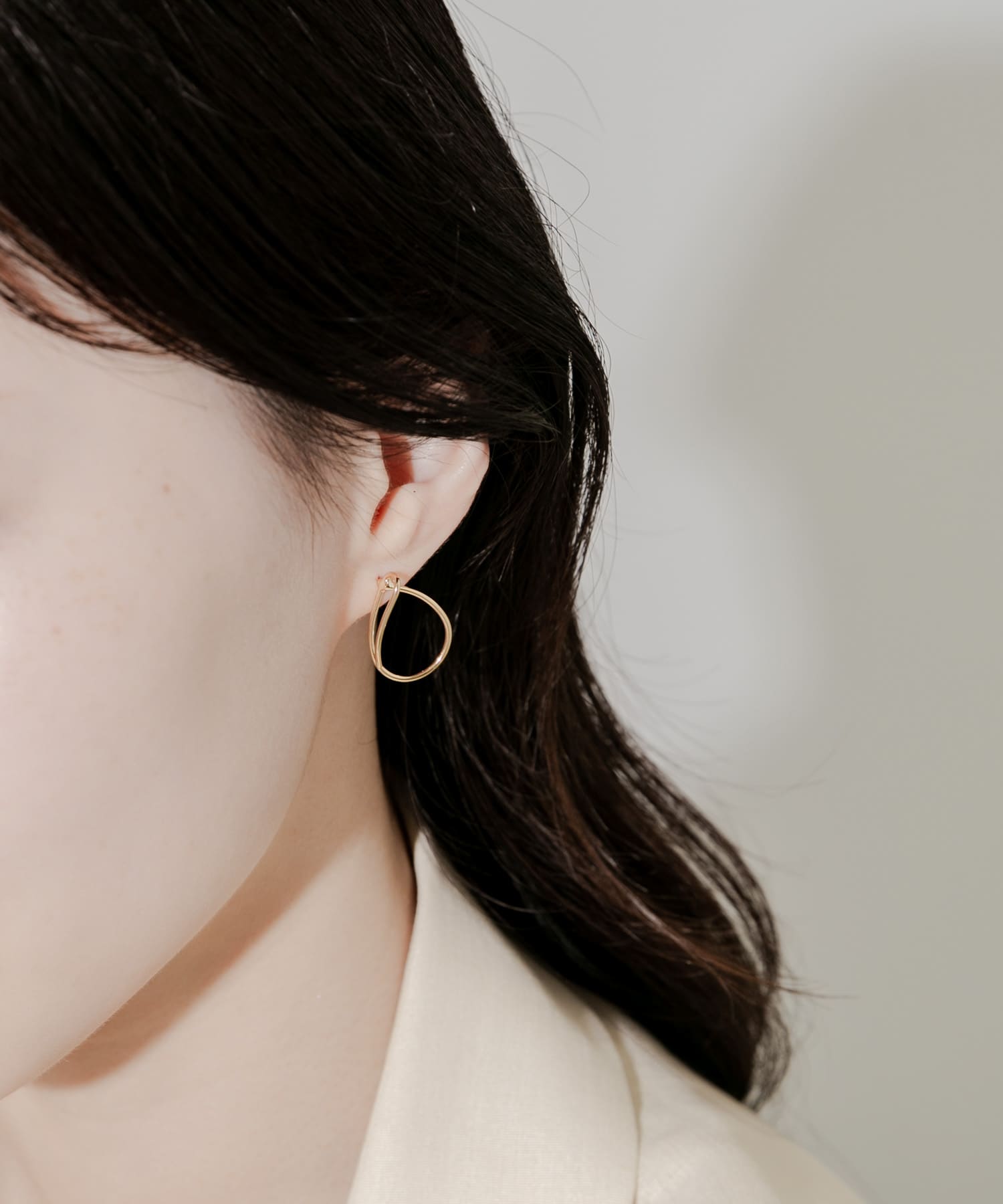メタルスィンドロップピアス GLD -