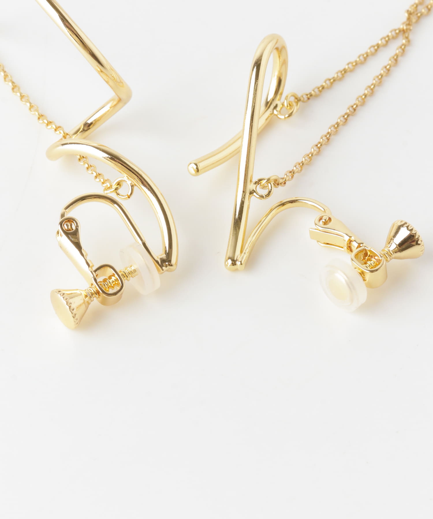 アシメニュアンスウェーブチェーンイヤリング GLD -