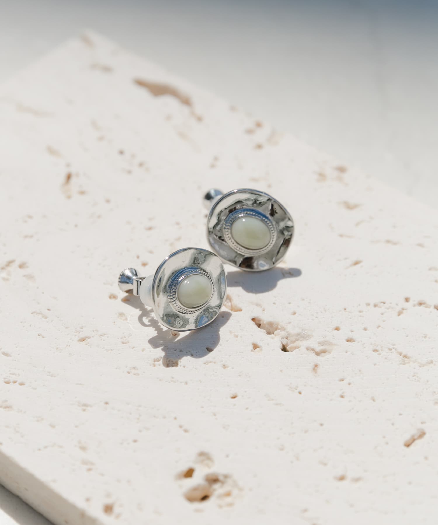 コンチョイヤリング