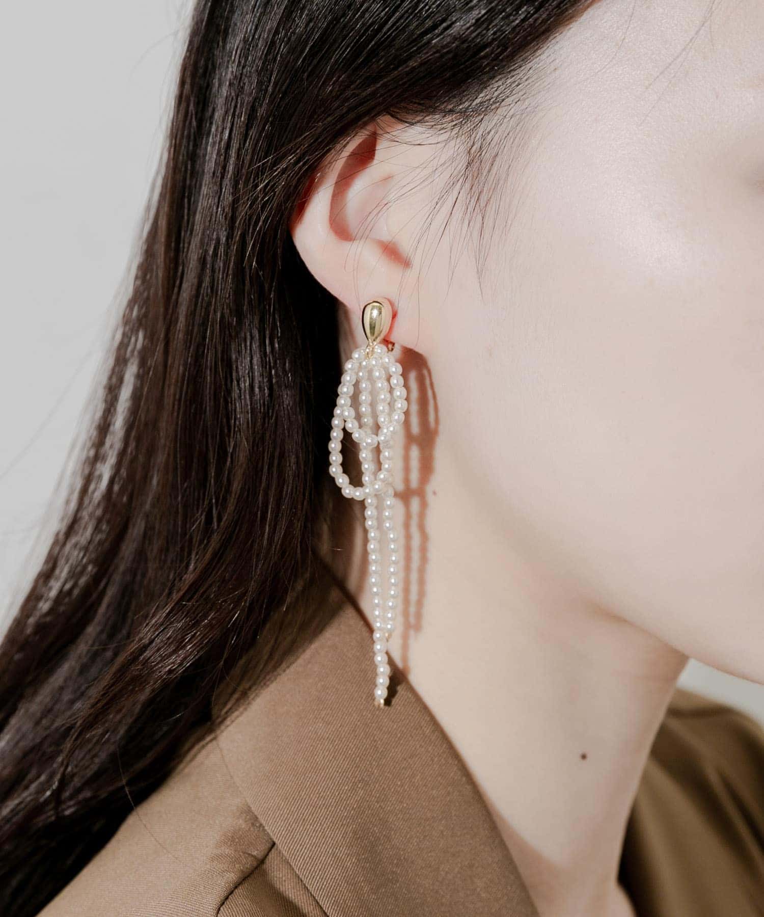 メタルパールループイヤリング IVO -