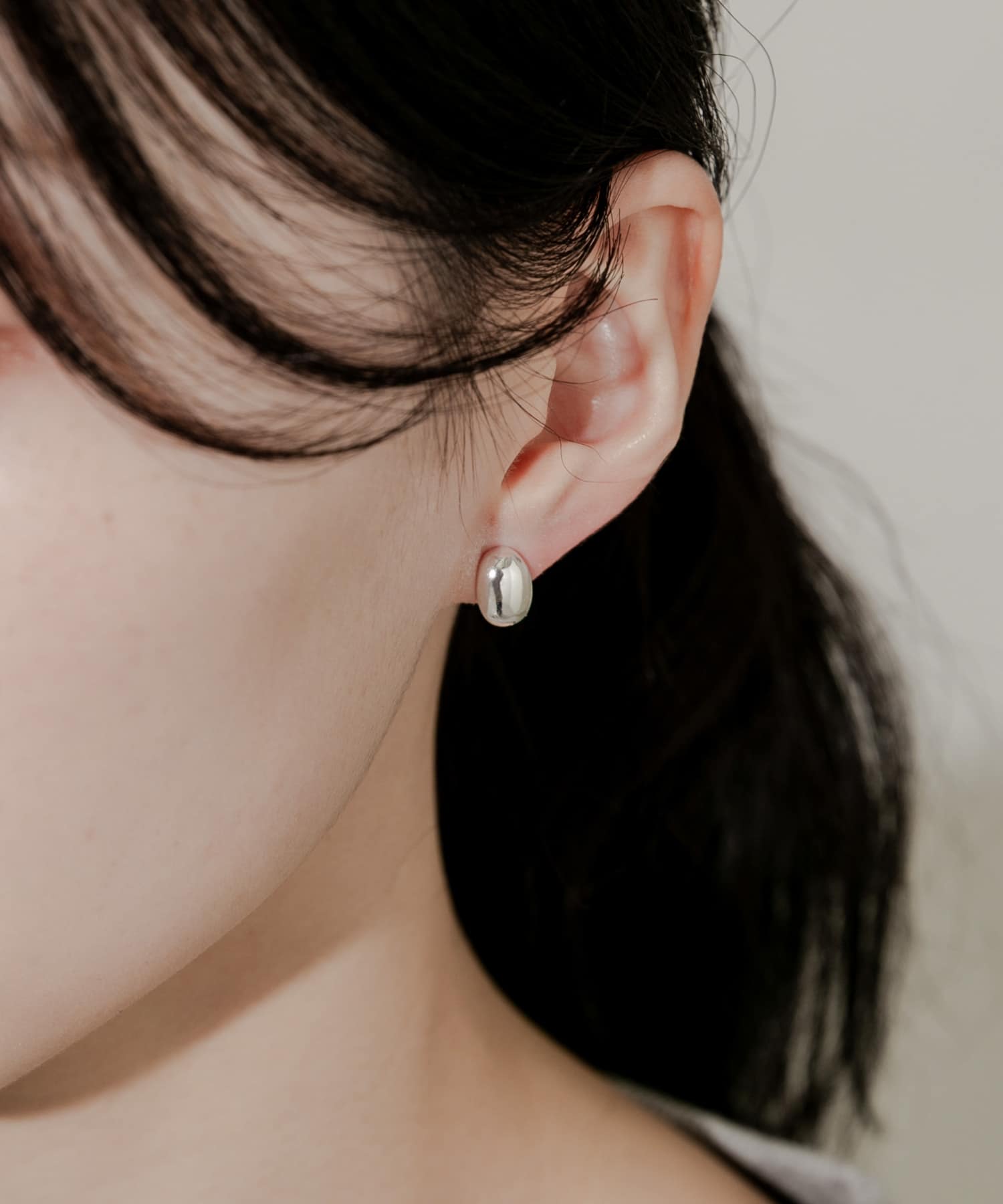 ミニドロップクリップイヤリング(- SLV): アクセサリー｜URBAN