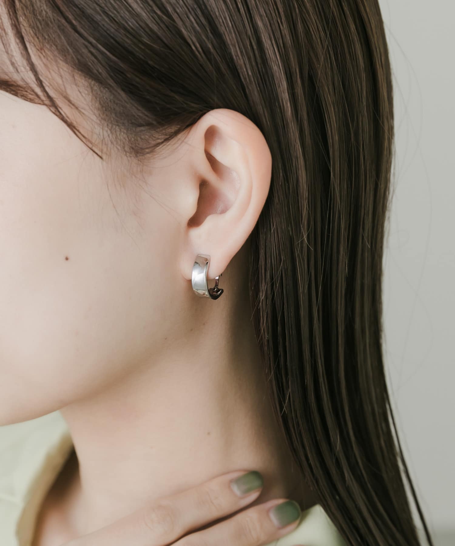 メタルフープイヤリング