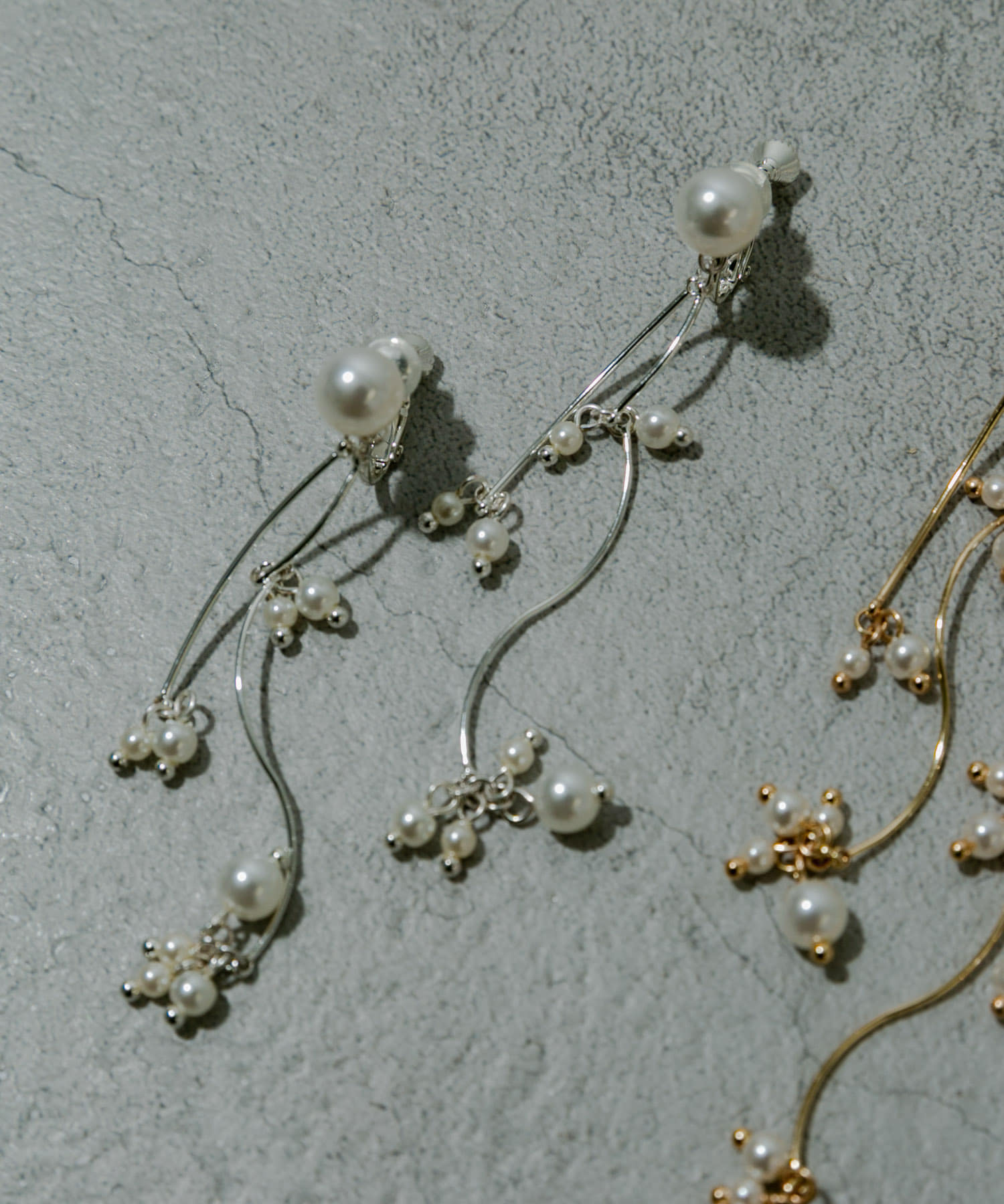 ウェーブパールシャワーイヤリング