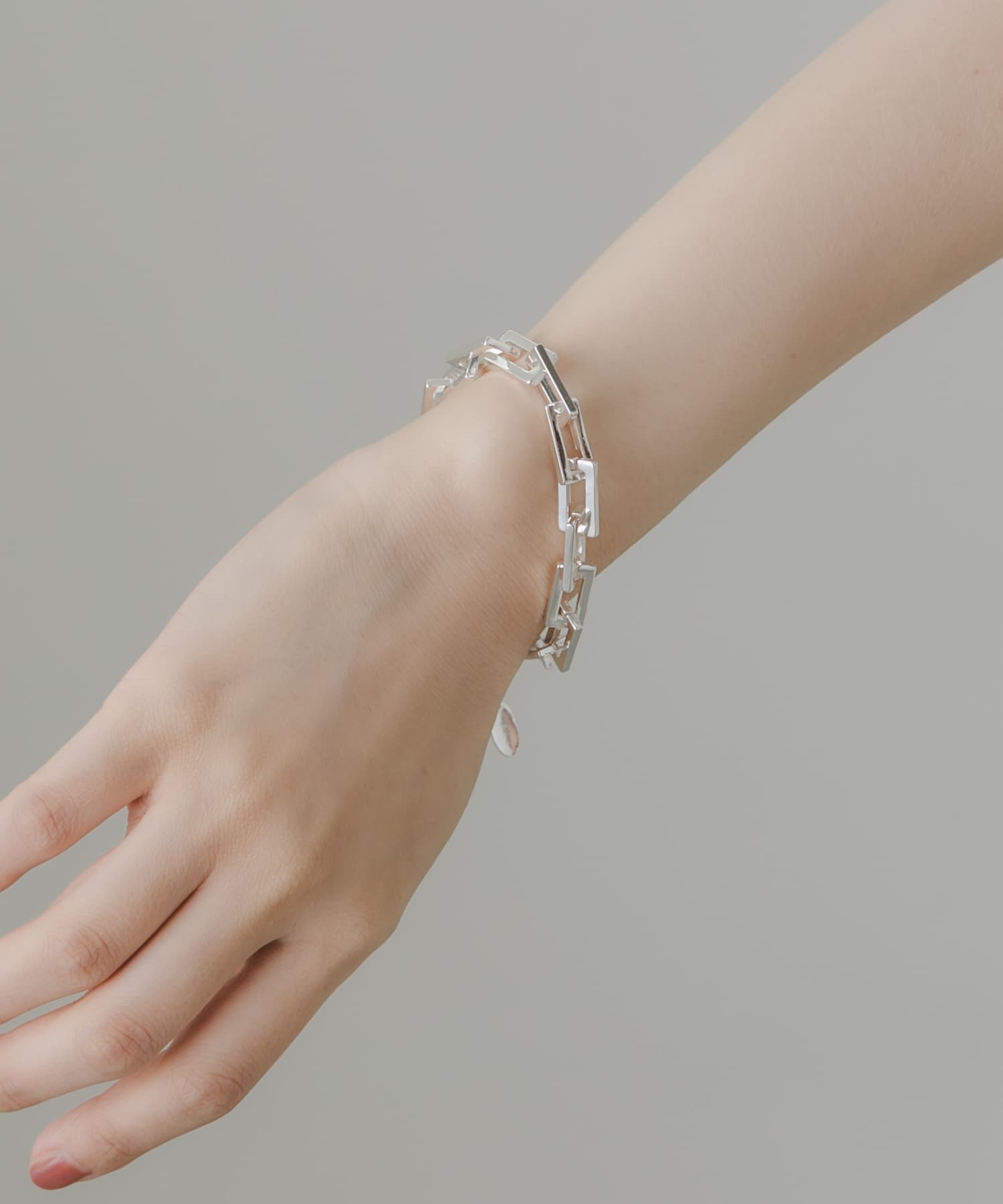 スクエアチェーンボリュームブレスレット SLV -