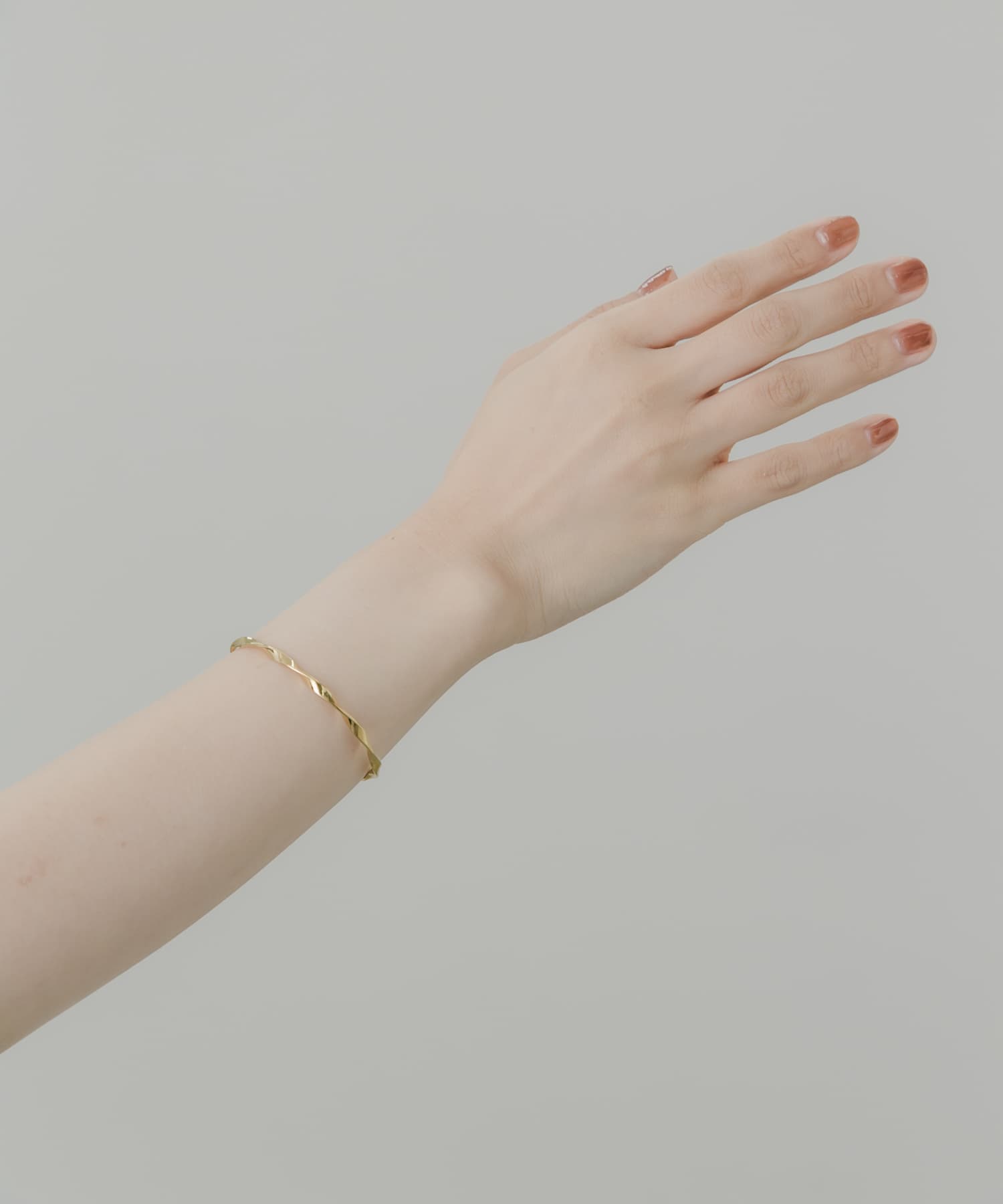 ステンレスツイストバングル GLD -