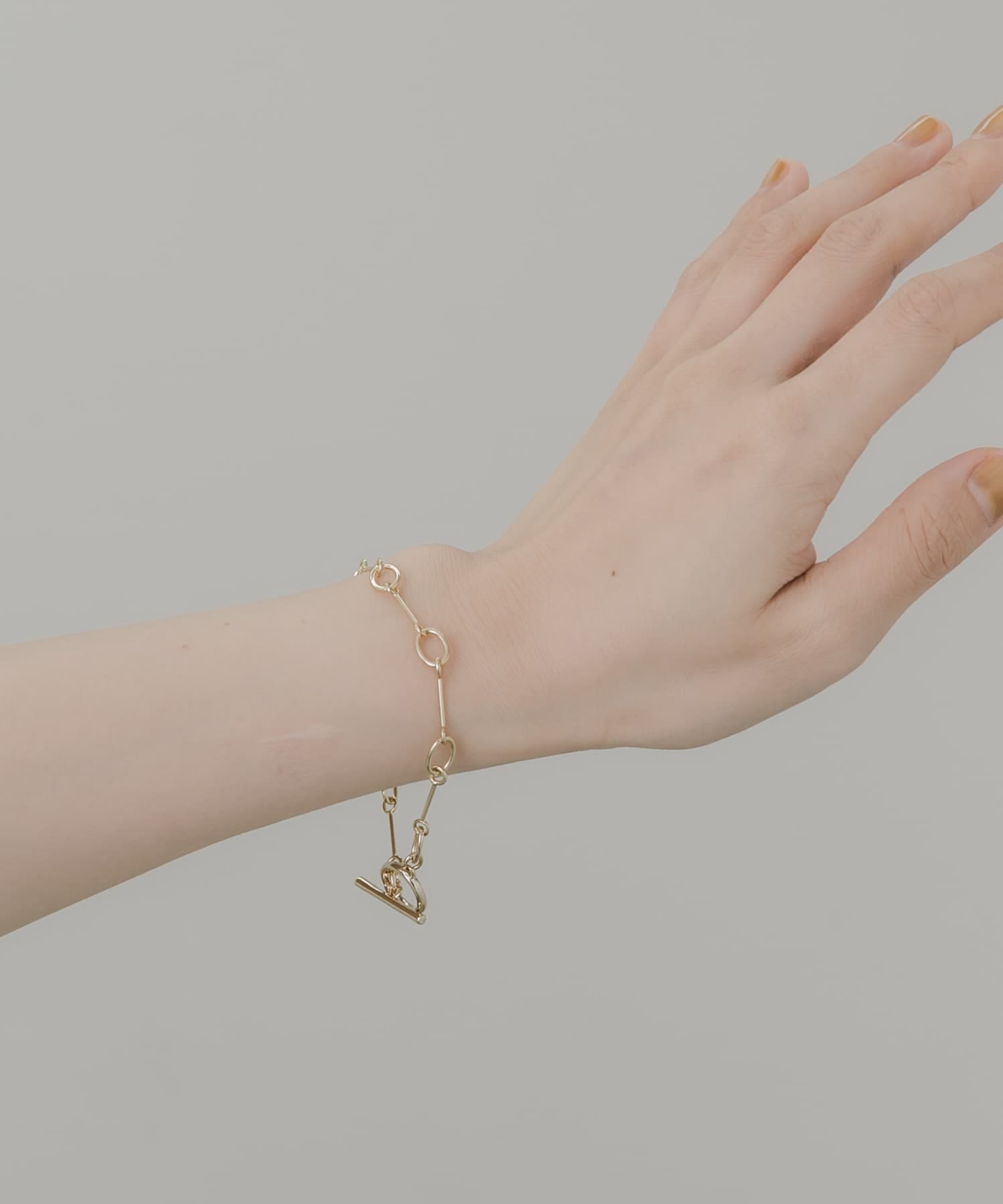 メタルデザインマンテルブレスレット GLD -