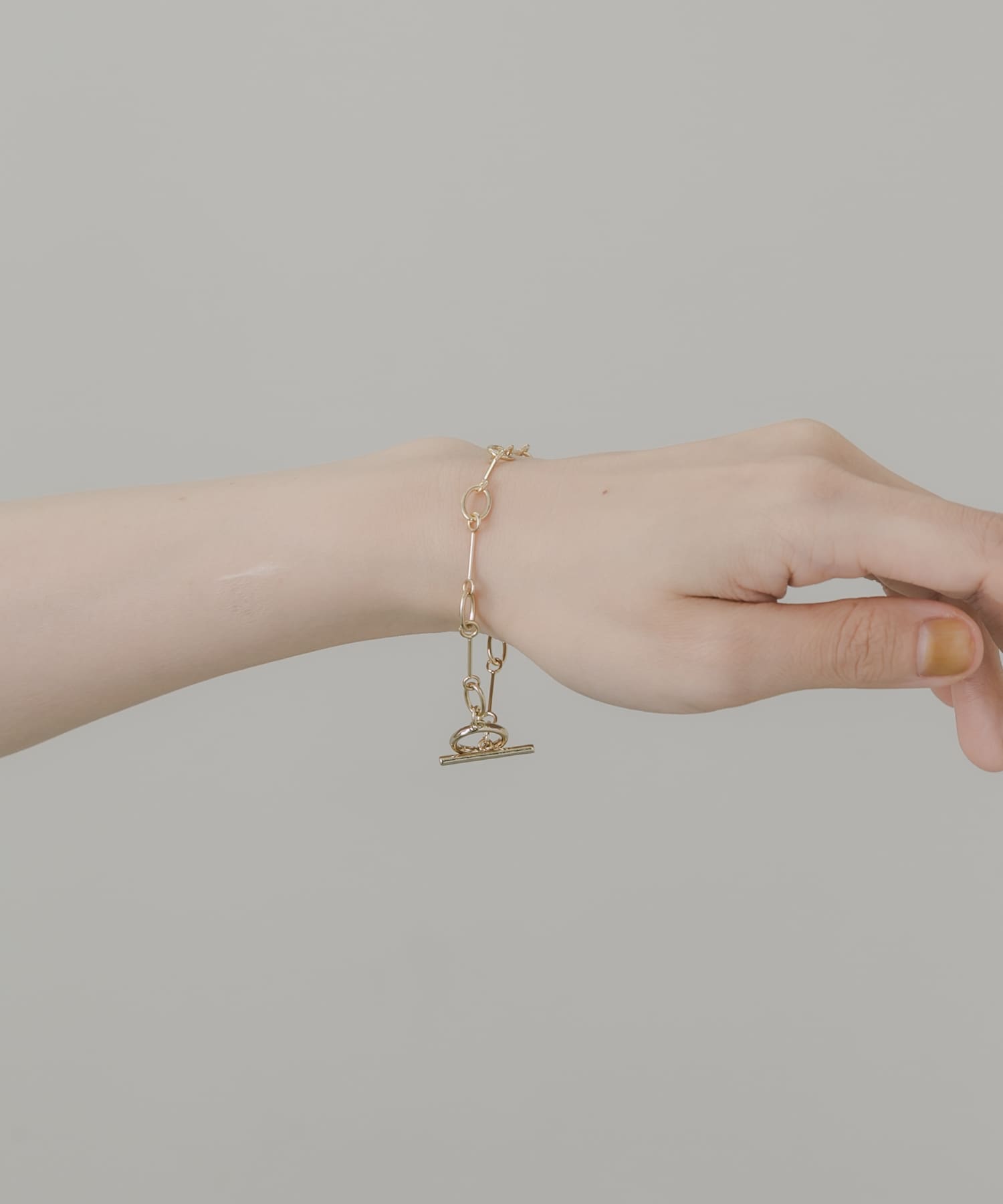メタルデザインマンテルブレスレット GLD -