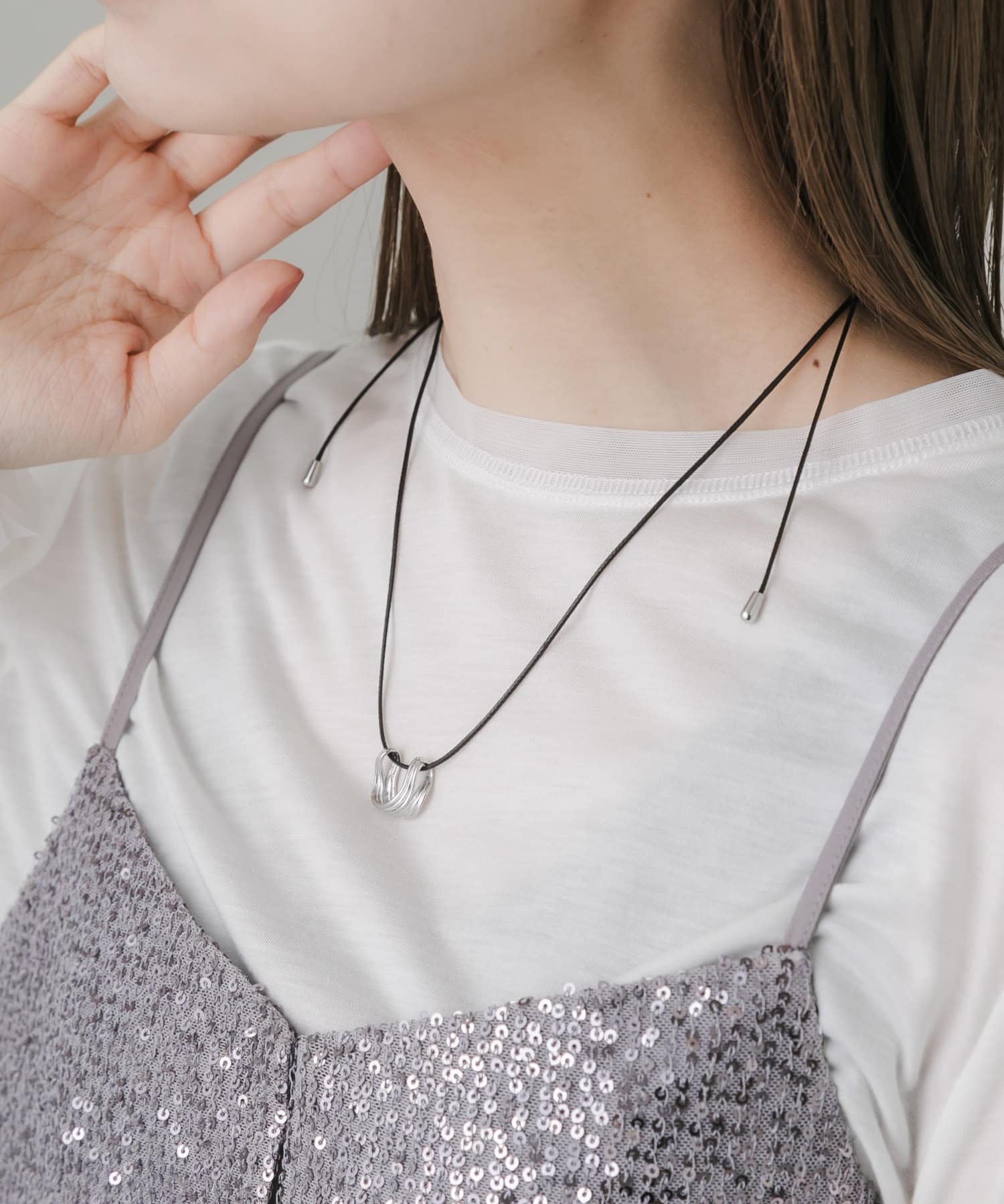 メタルトップコードチョーカーネックレス BLK/SLV -