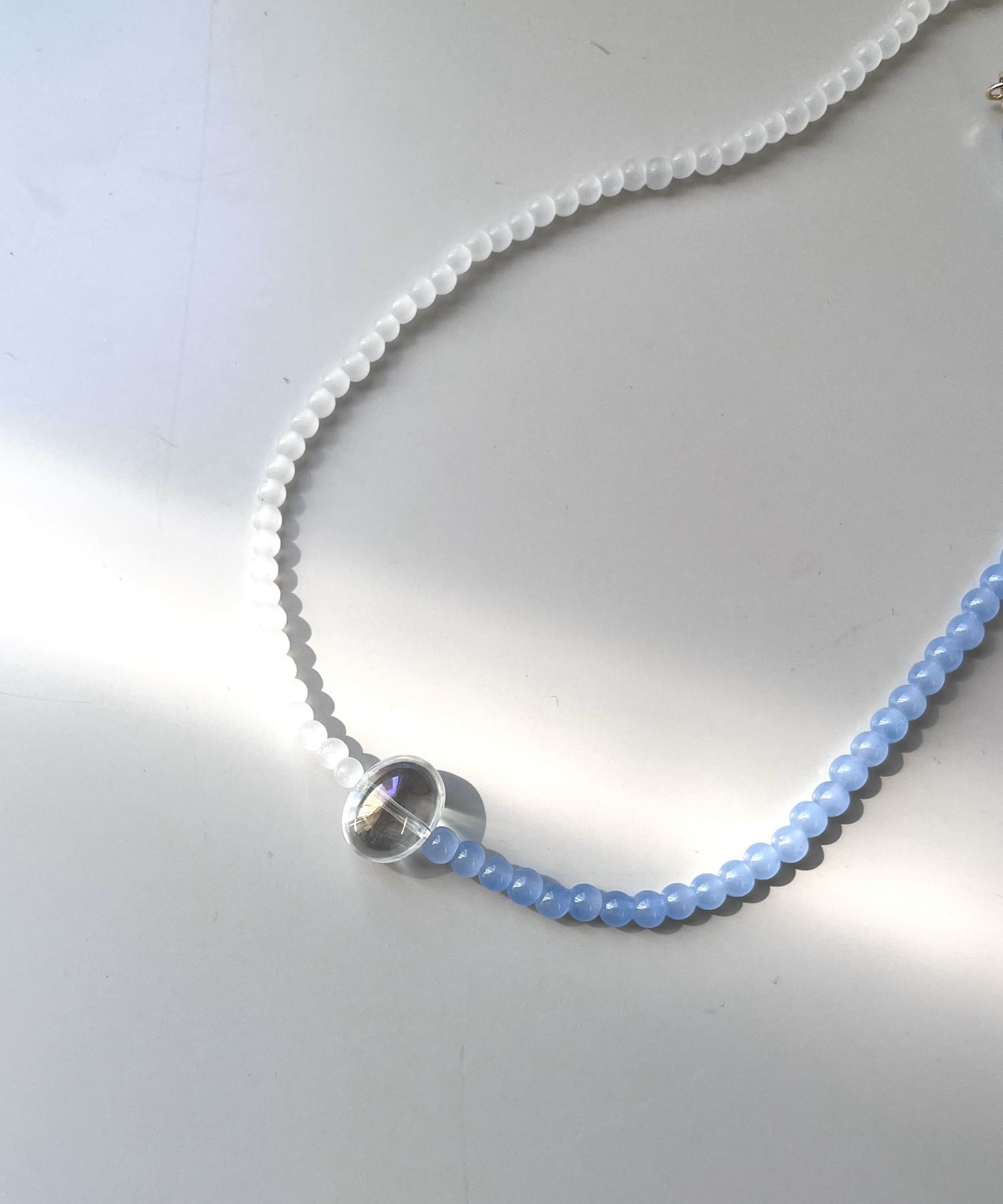 クリアトップビーズネックレス BLU/WHT -