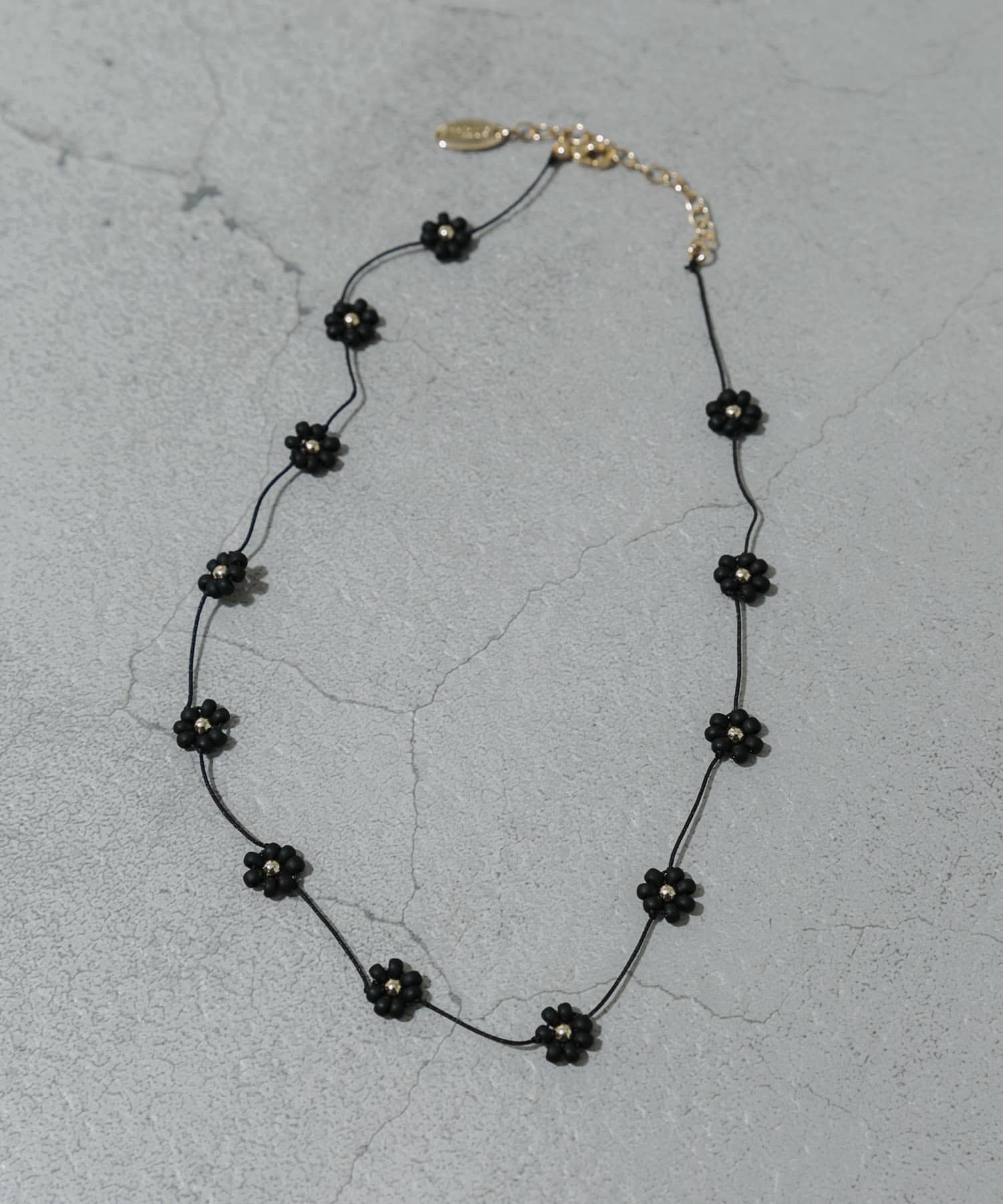 フラワーモチーフチョーカーネックレス BLK -