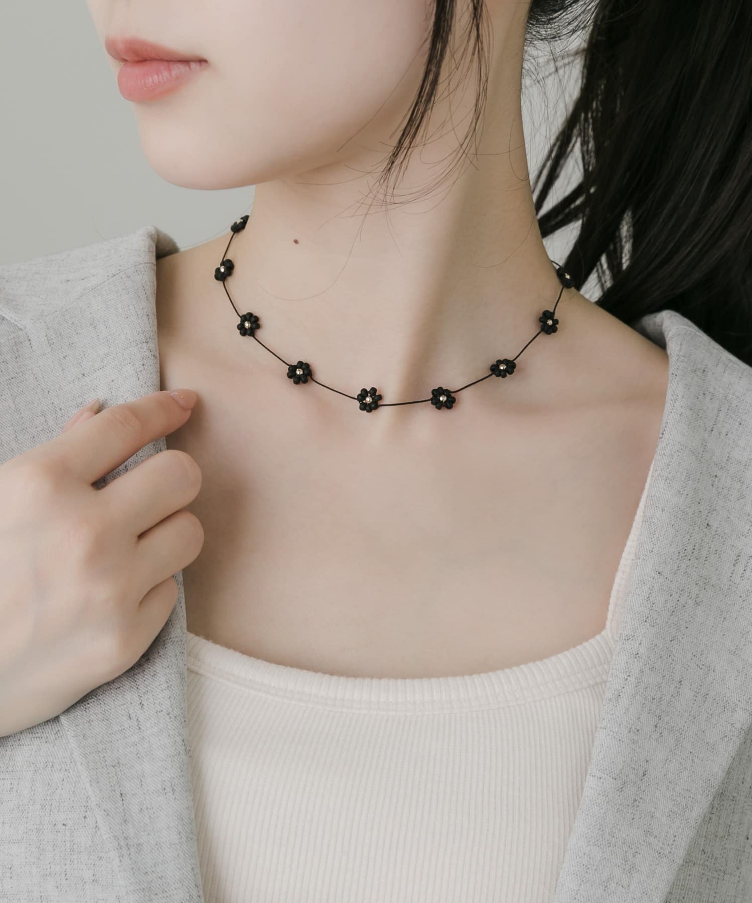 フラワーモチーフチョーカーネックレス BLK -