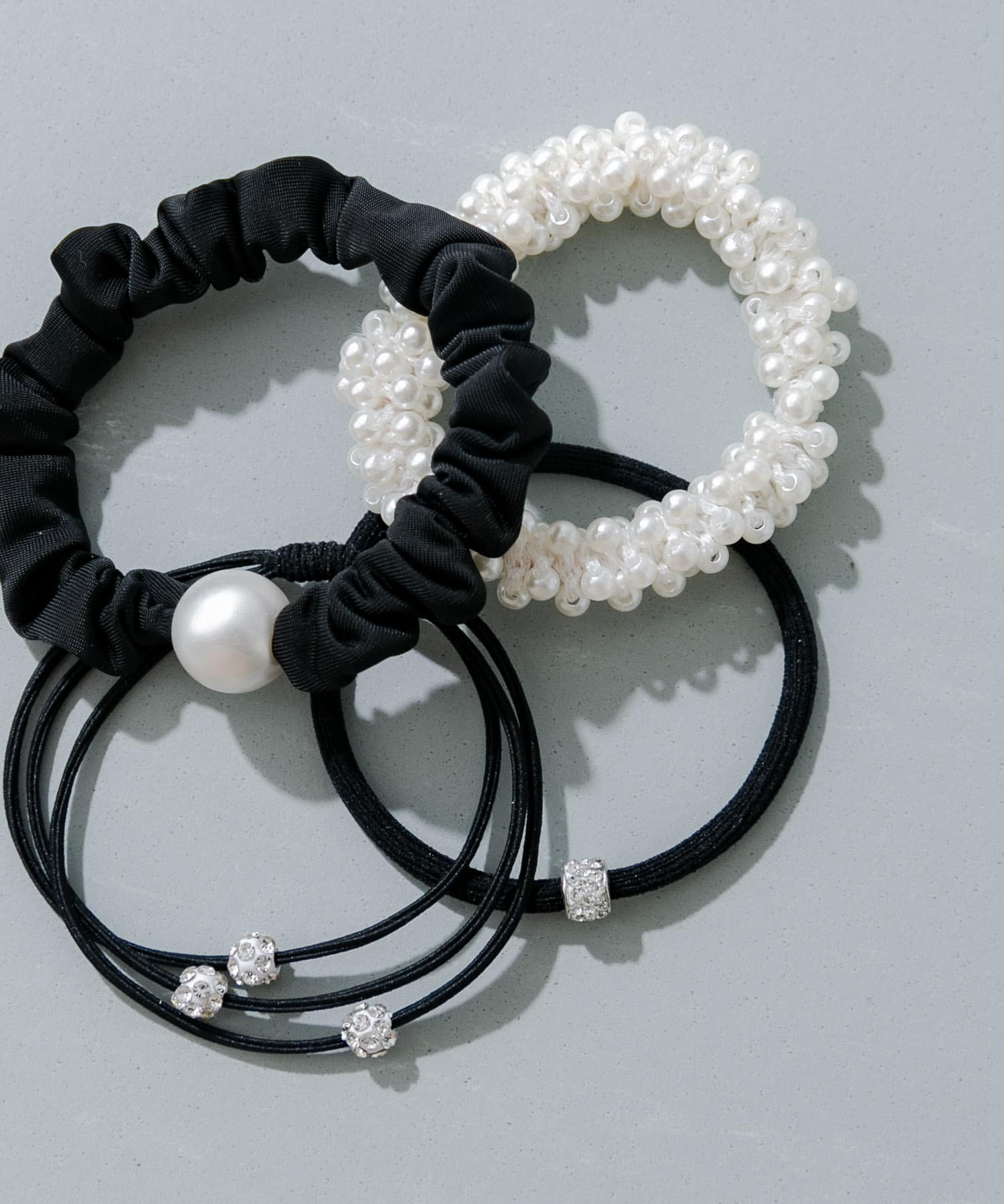 パールビジュー4セットゴム BLK -