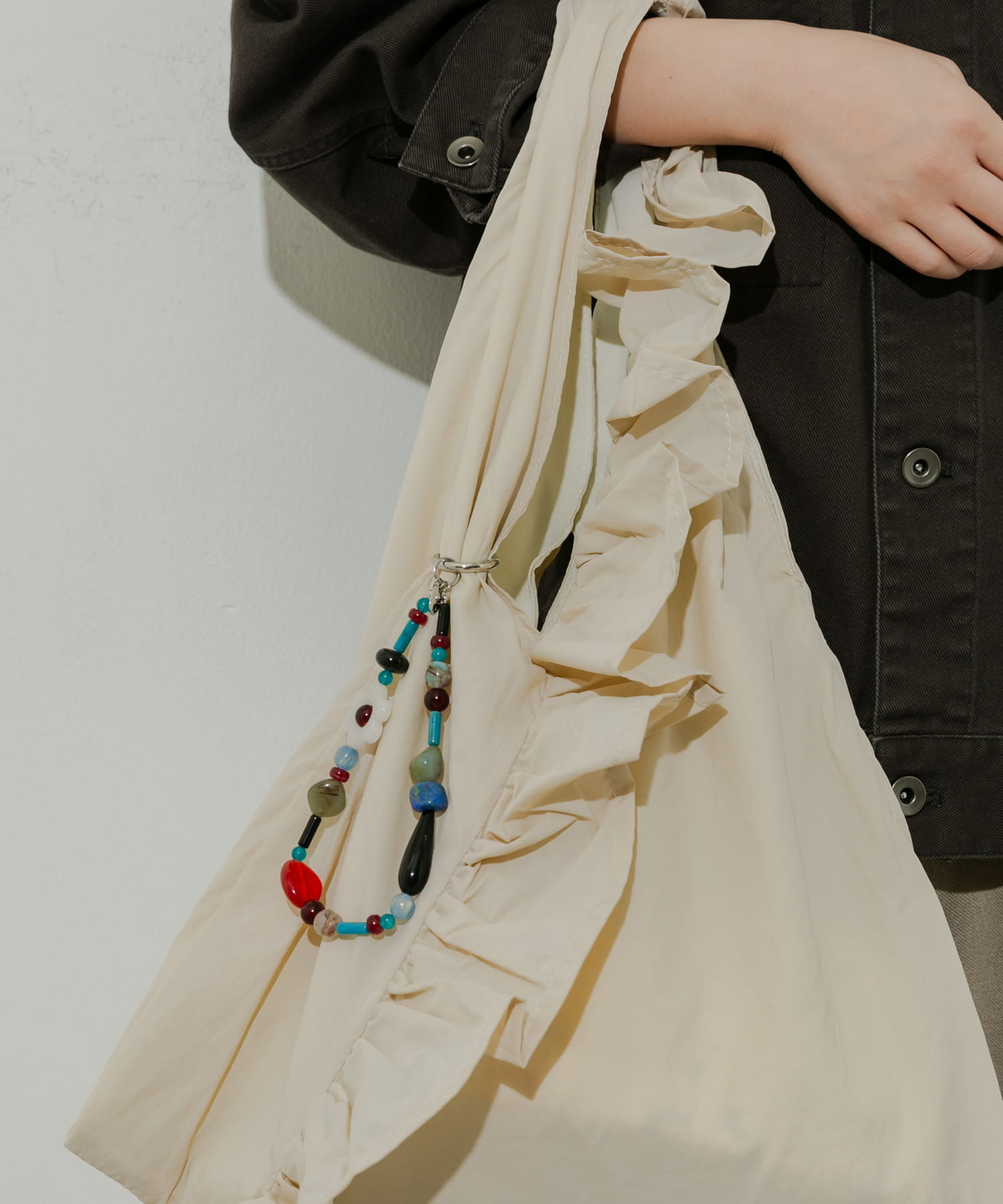 カラフルモチーフループキーチェーン BLK/BLU -