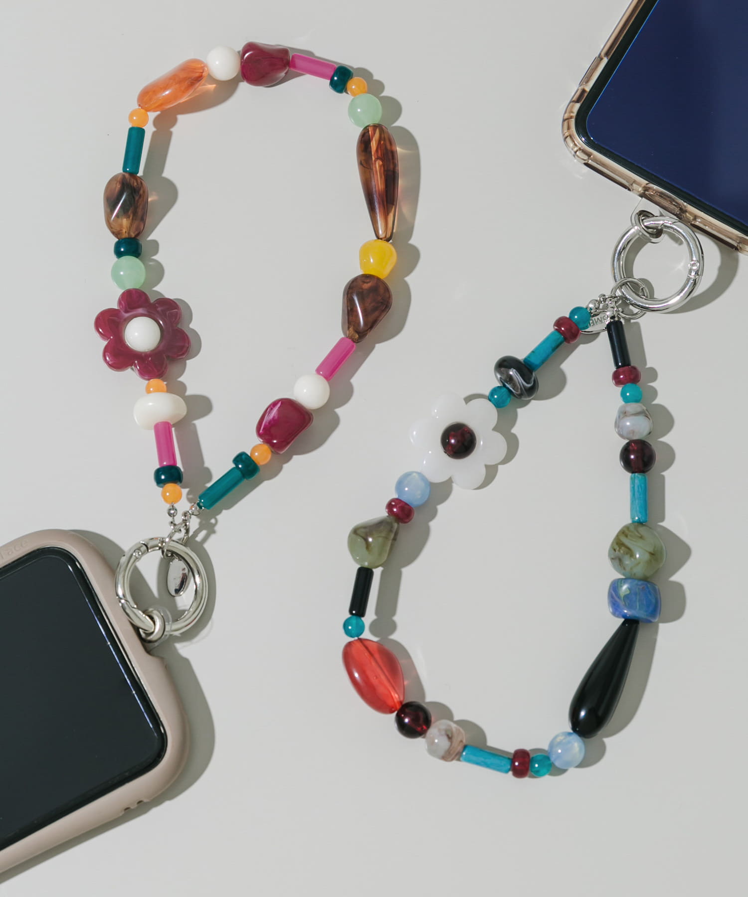 カラフルモチーフループキーチェーン BLK/BLU -