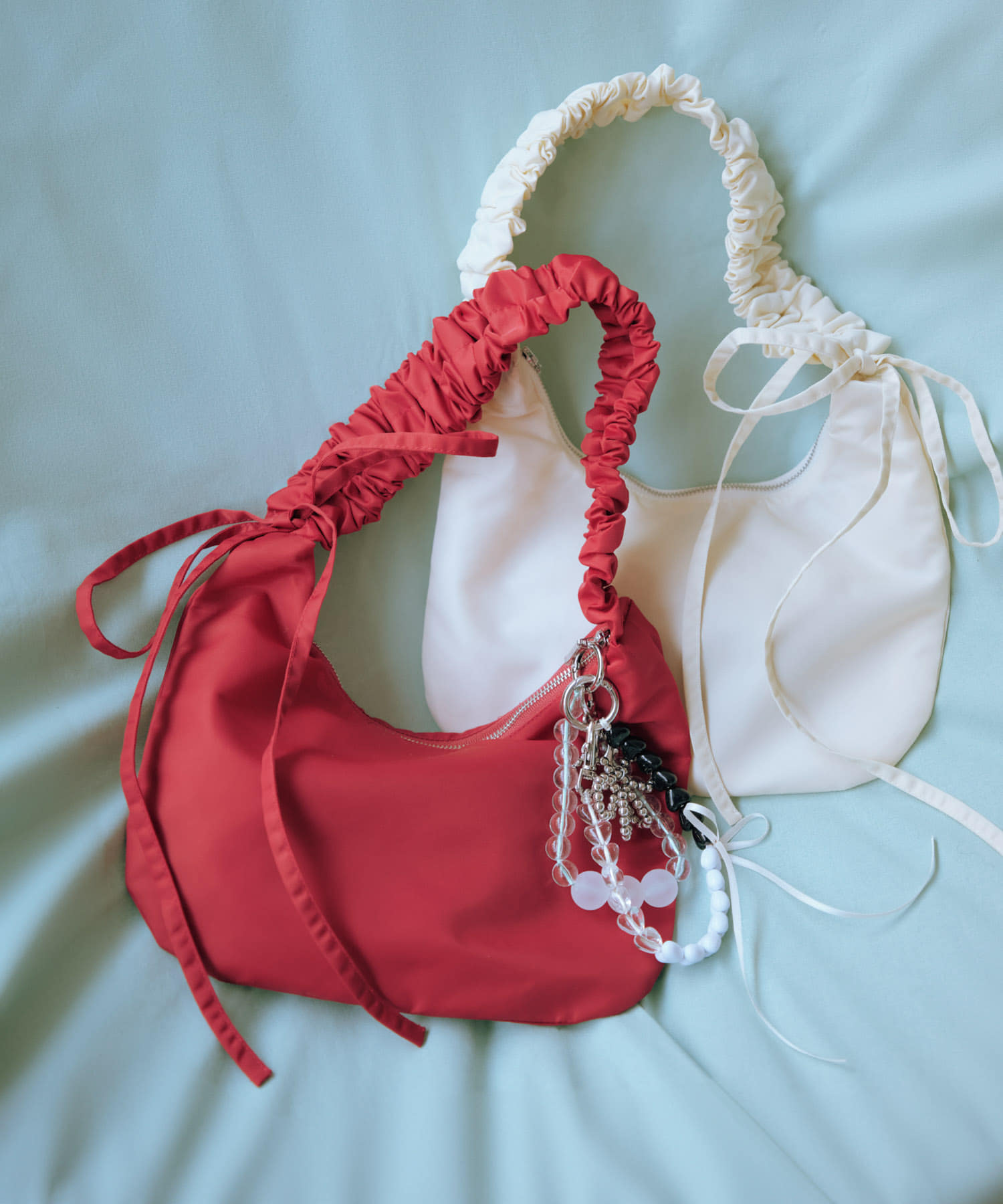 カラフルミニハートリボンキーチェーン WHT/BLK -