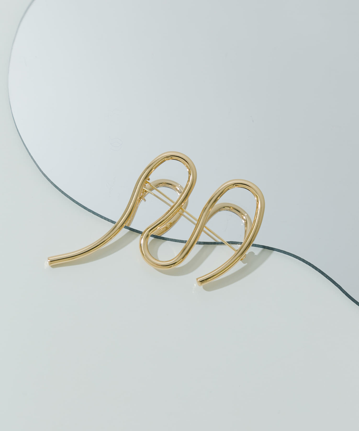 ニュアンスラインブローチ GLD -