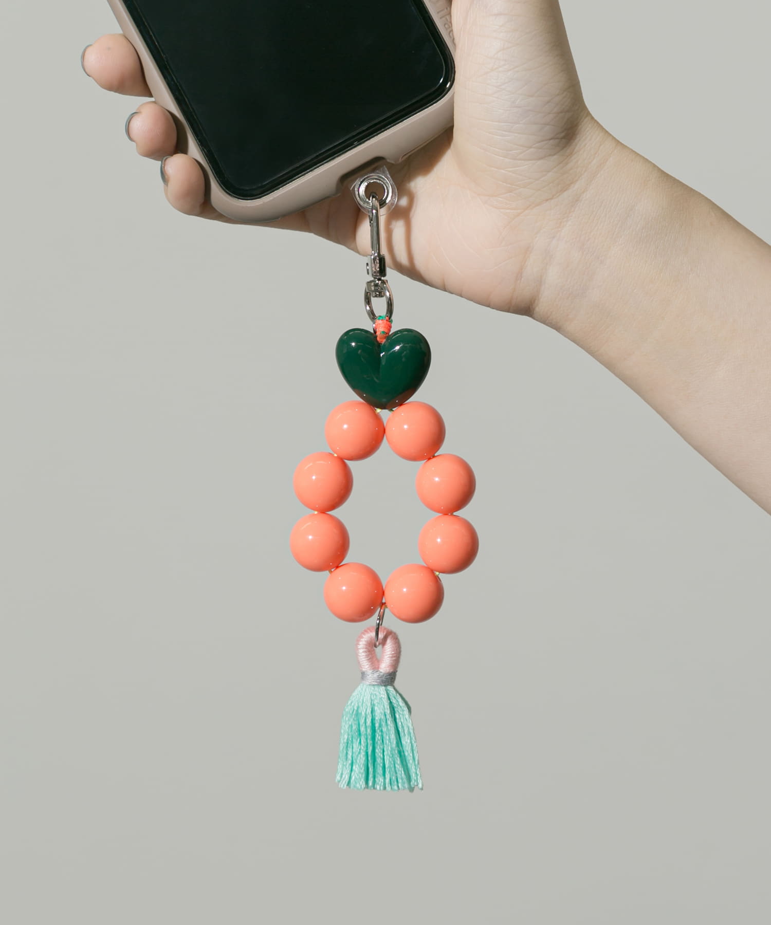 カラーボールタッセルキーチェーン
