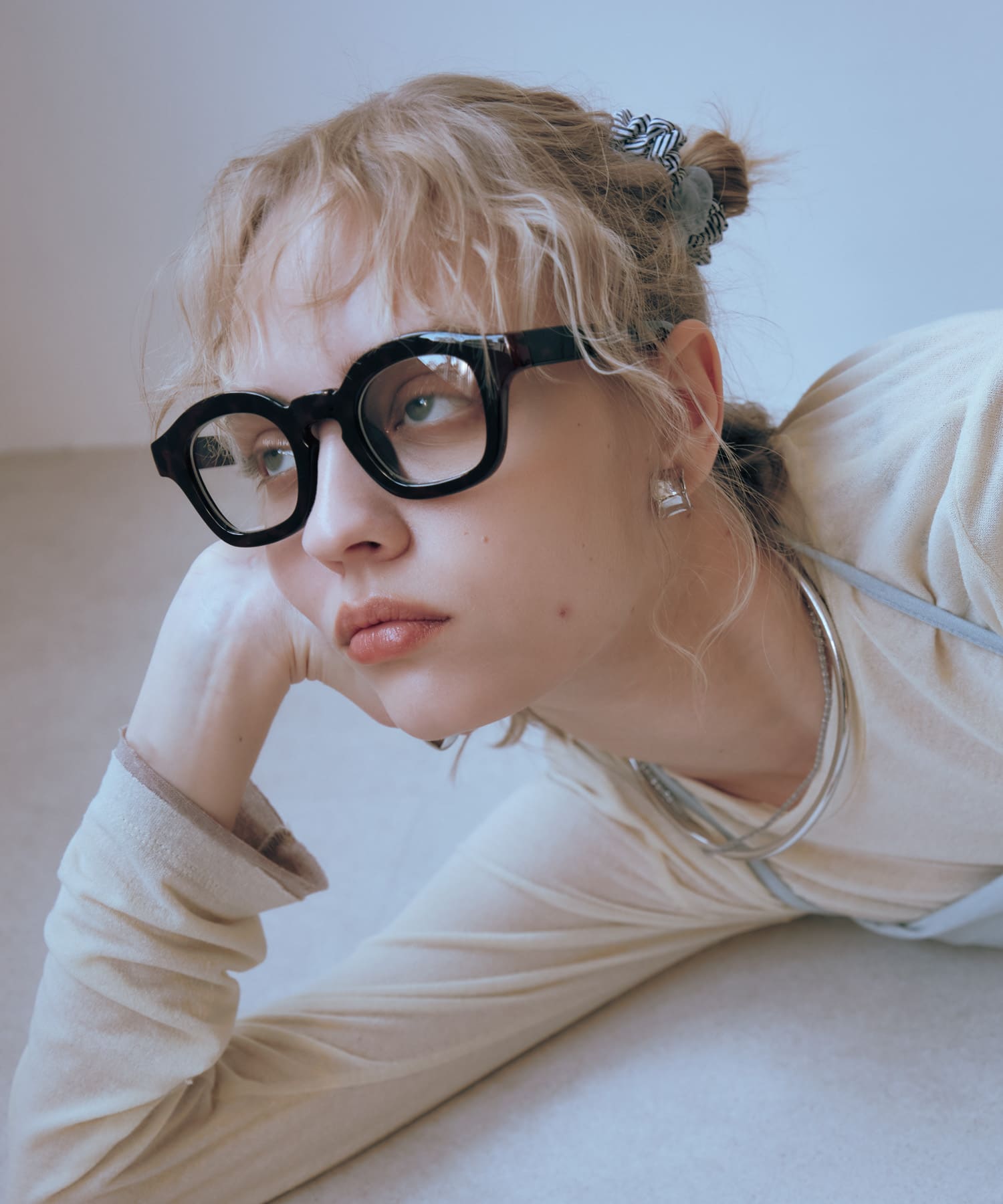 ワイドフレームダテメガネ