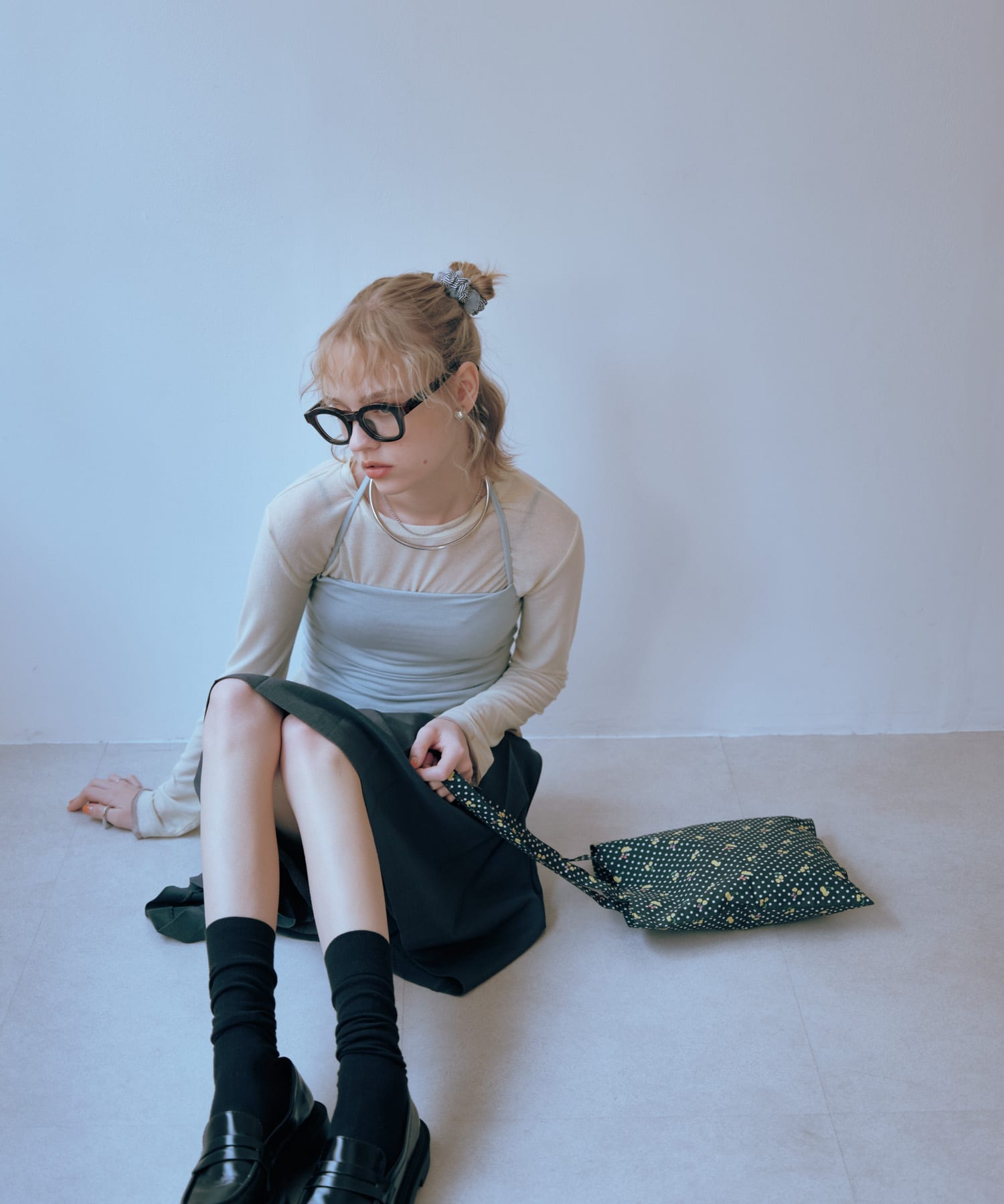 ワイドフレームダテメガネ DEMI -