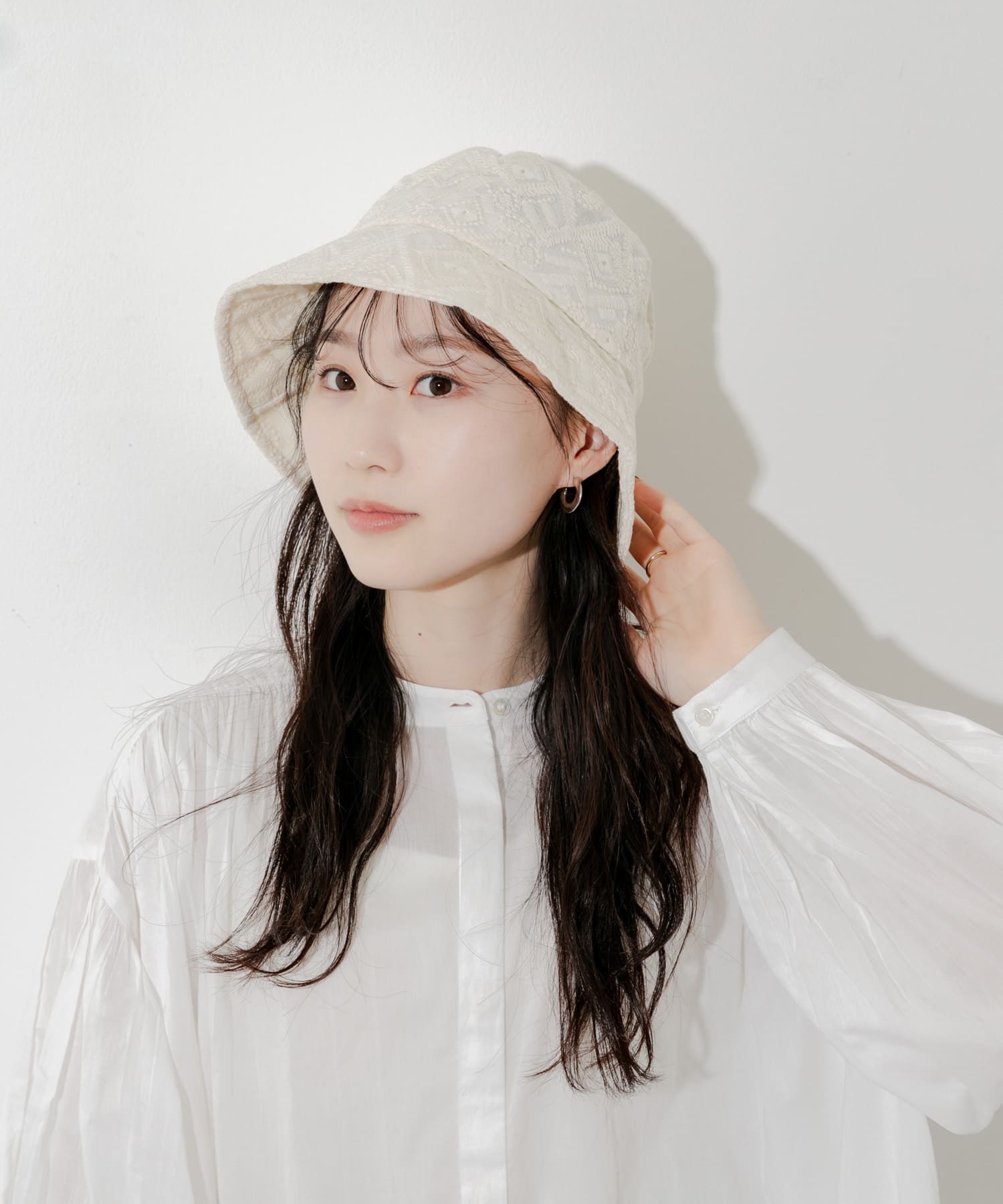レースバケットハット IVO -
