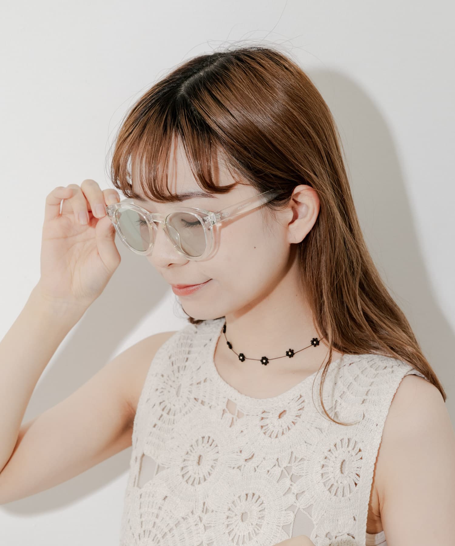 クリアフレームサングラス
