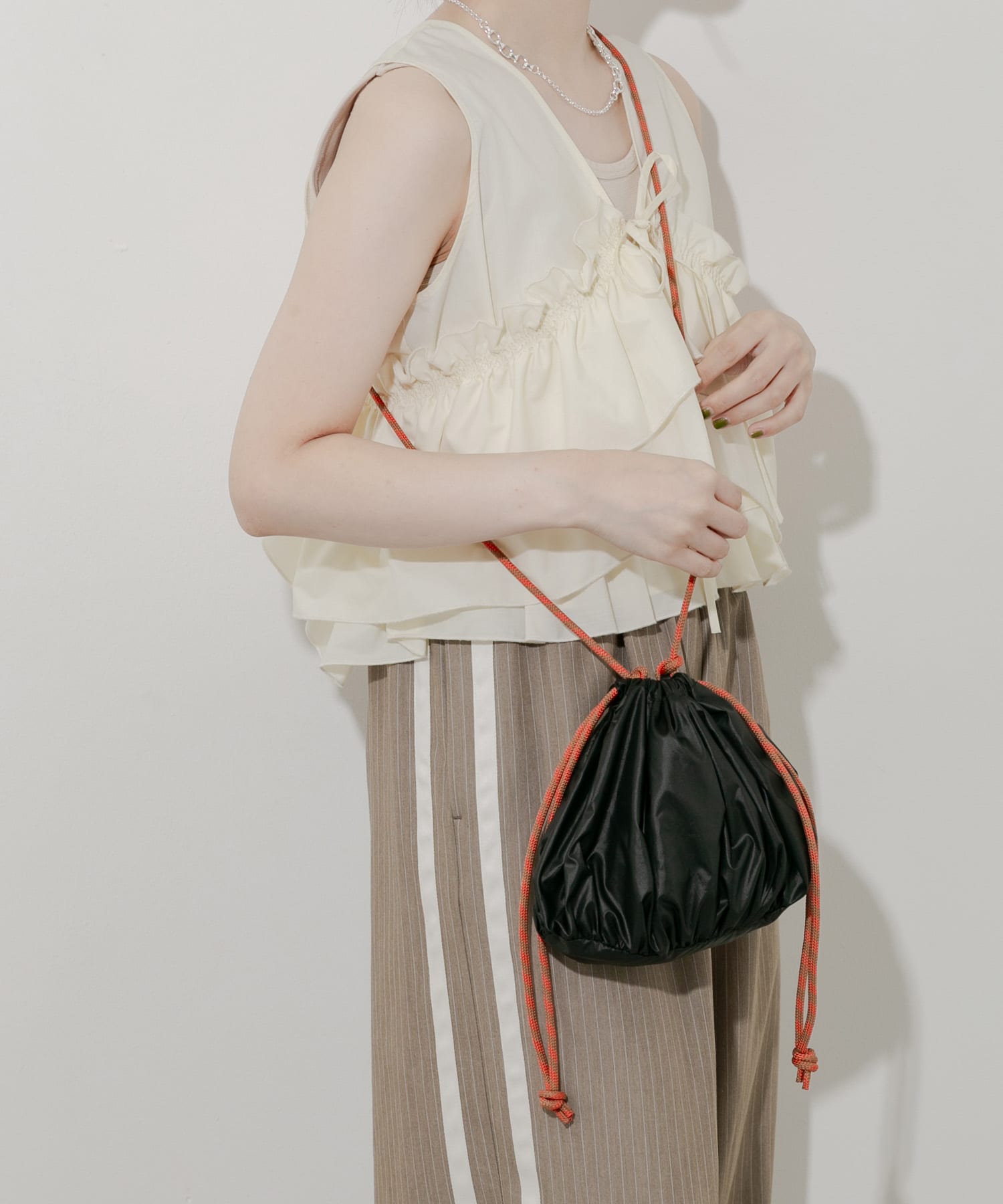 ギャザーキンチャクショルダー BLK -