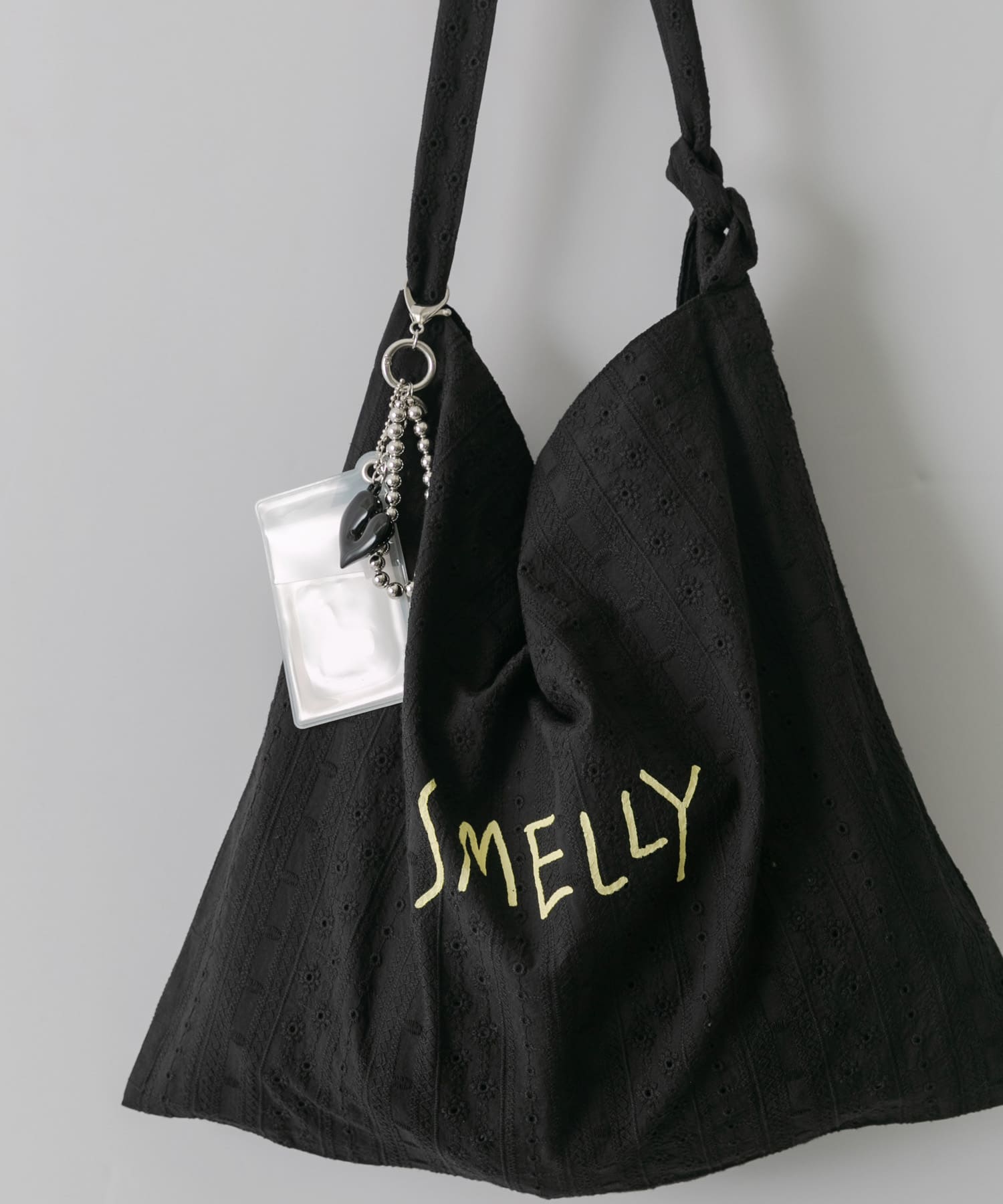 プリントショルダーバッグ EMBROIDERY S