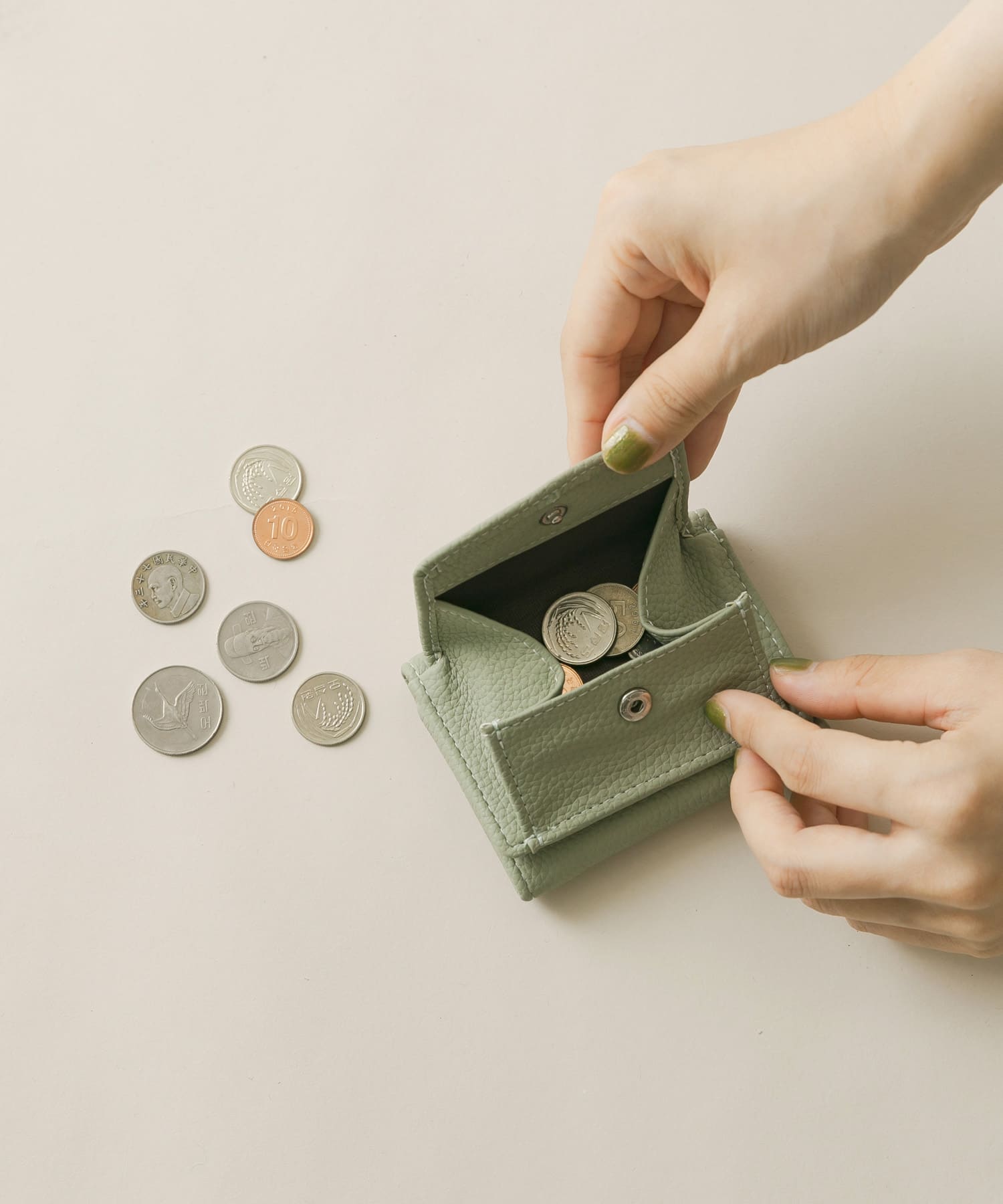 スクエアミニウォレット