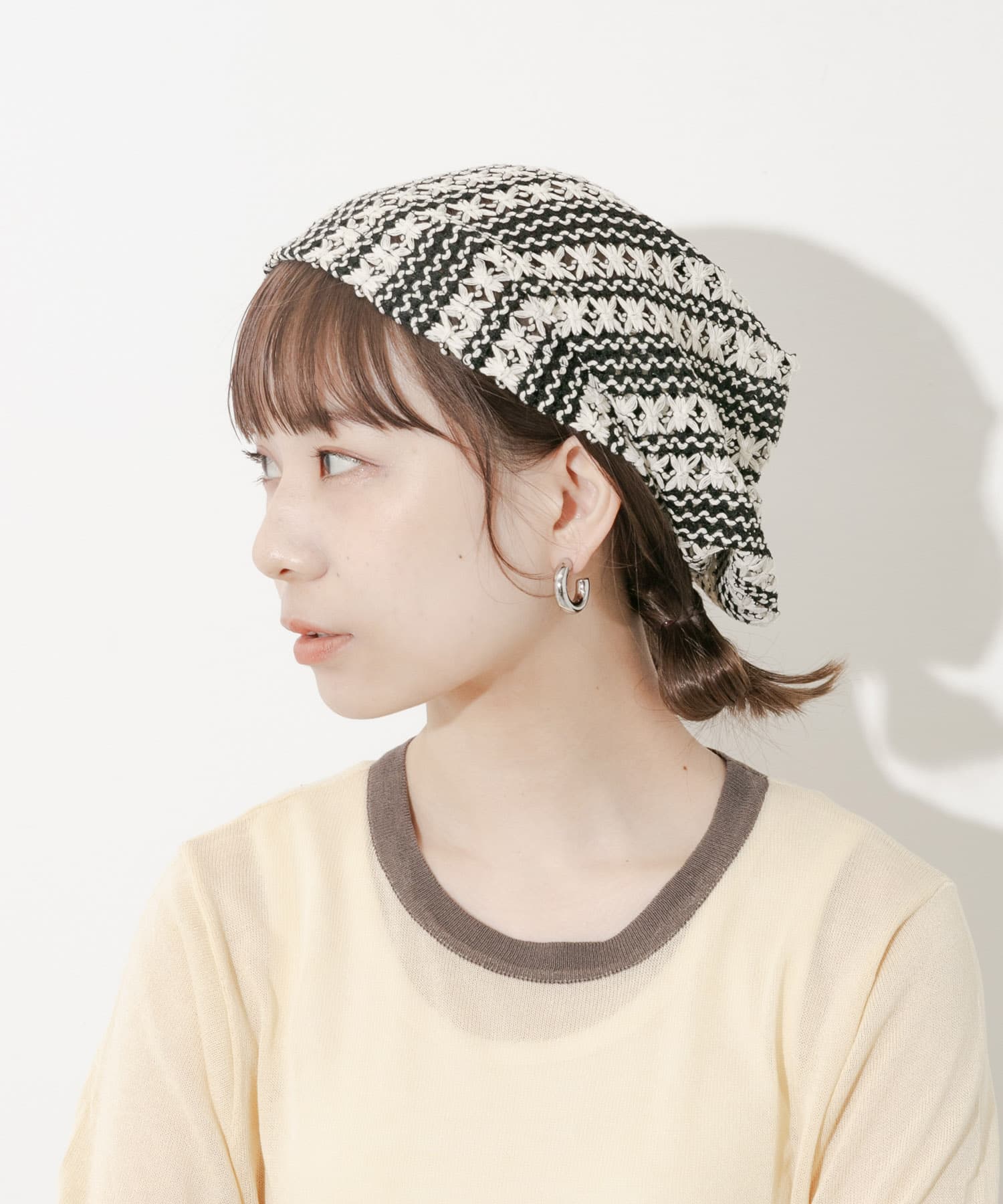 クロシェレースビーニー