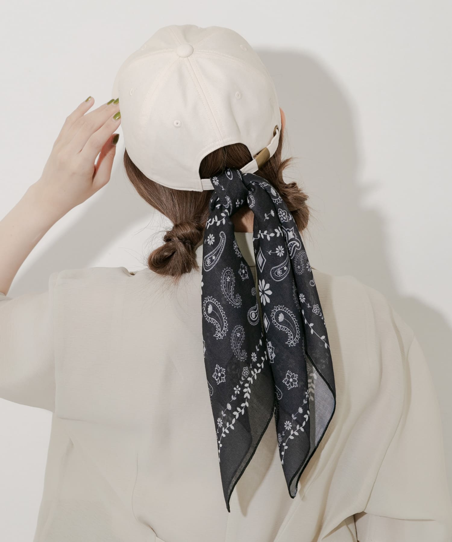 ペイズリープリントスカーフ