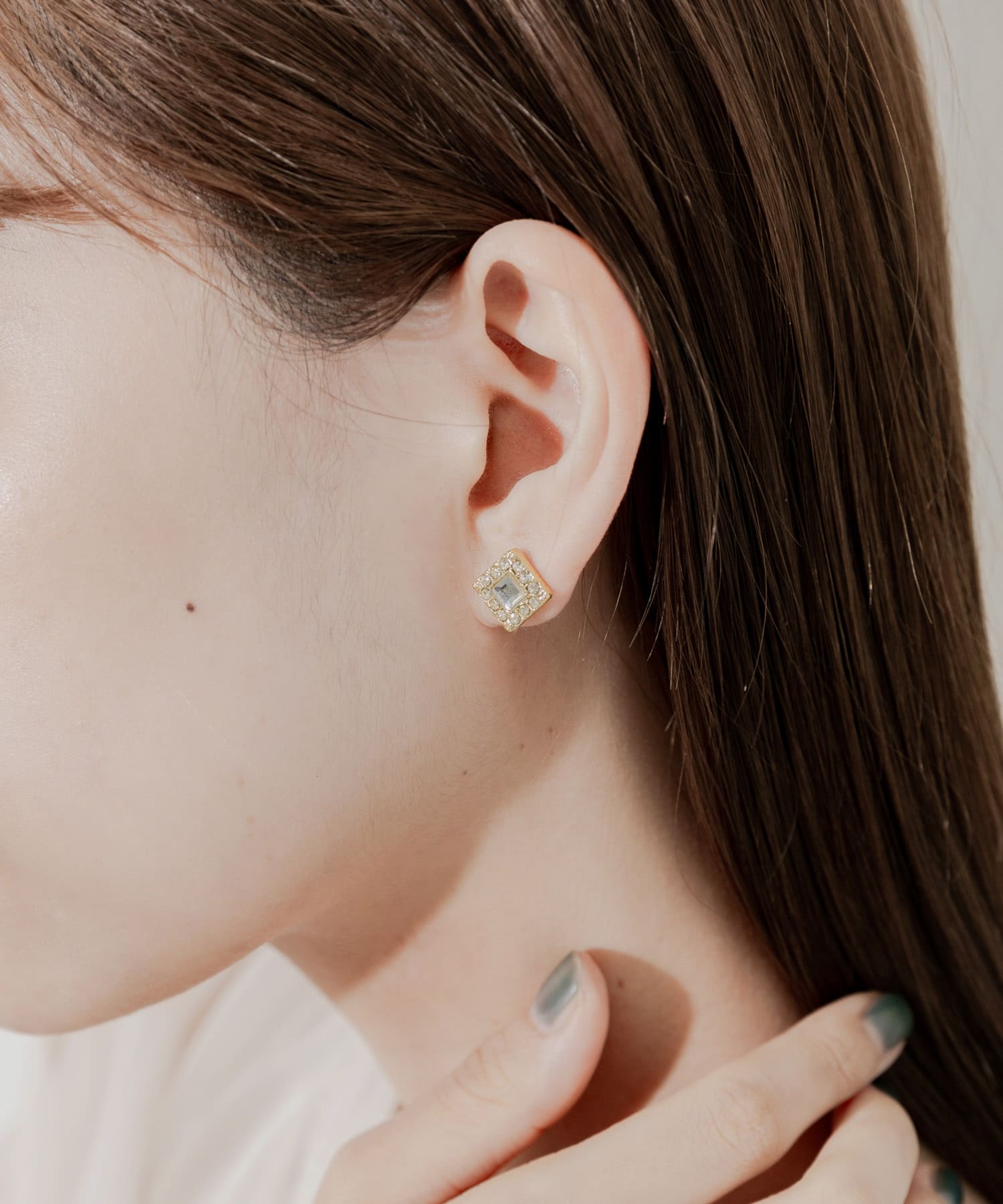 ビジュースクエアピアス GD/CL -