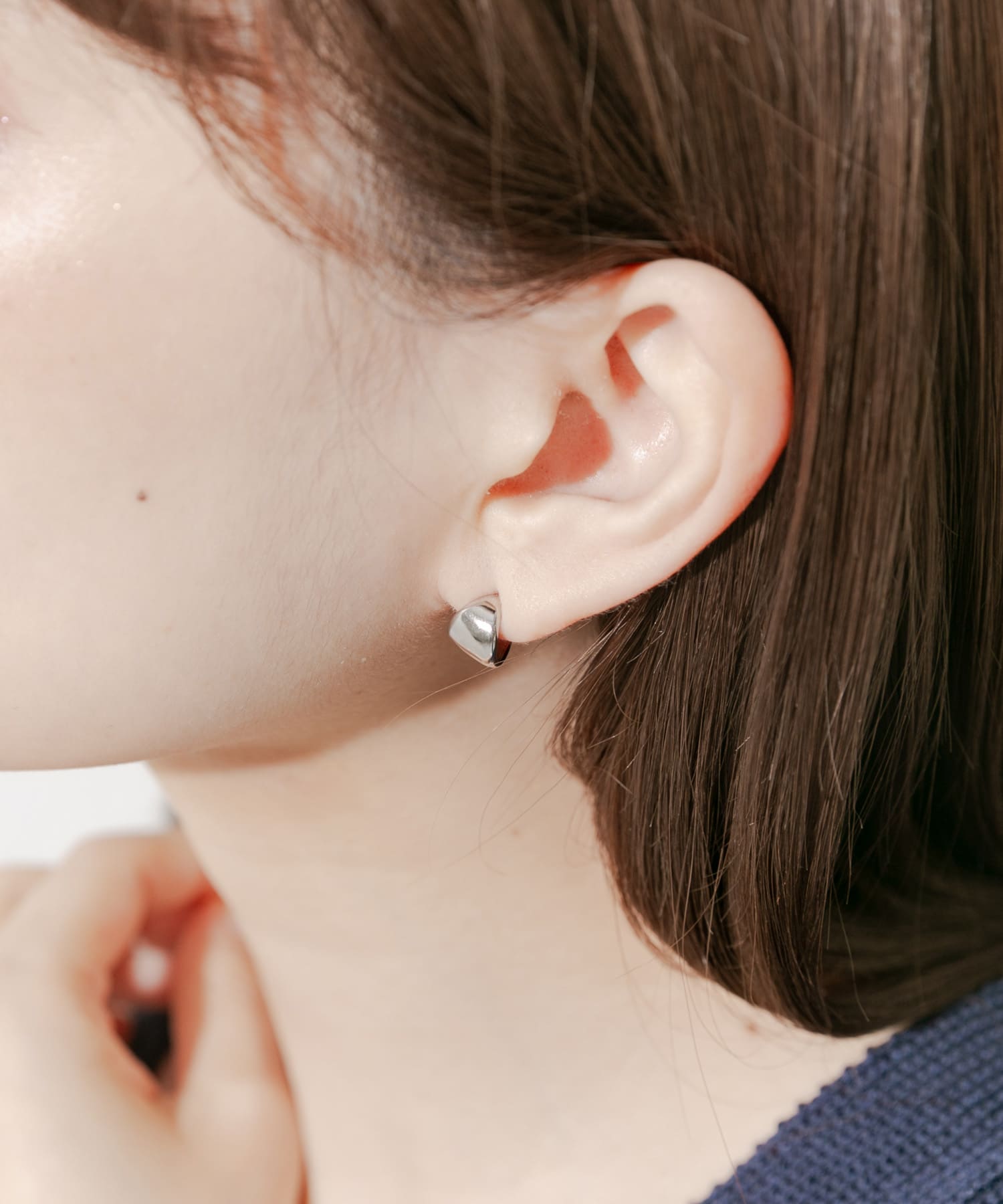 ステンレスミニワイドフープピアス SLV -