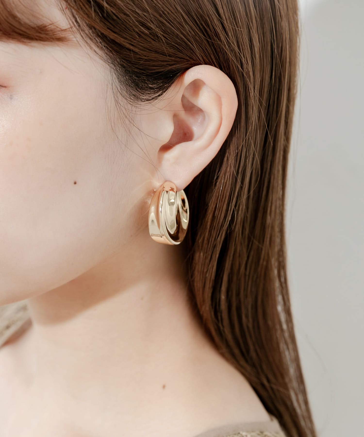 ソリッドフープピアス GLD -