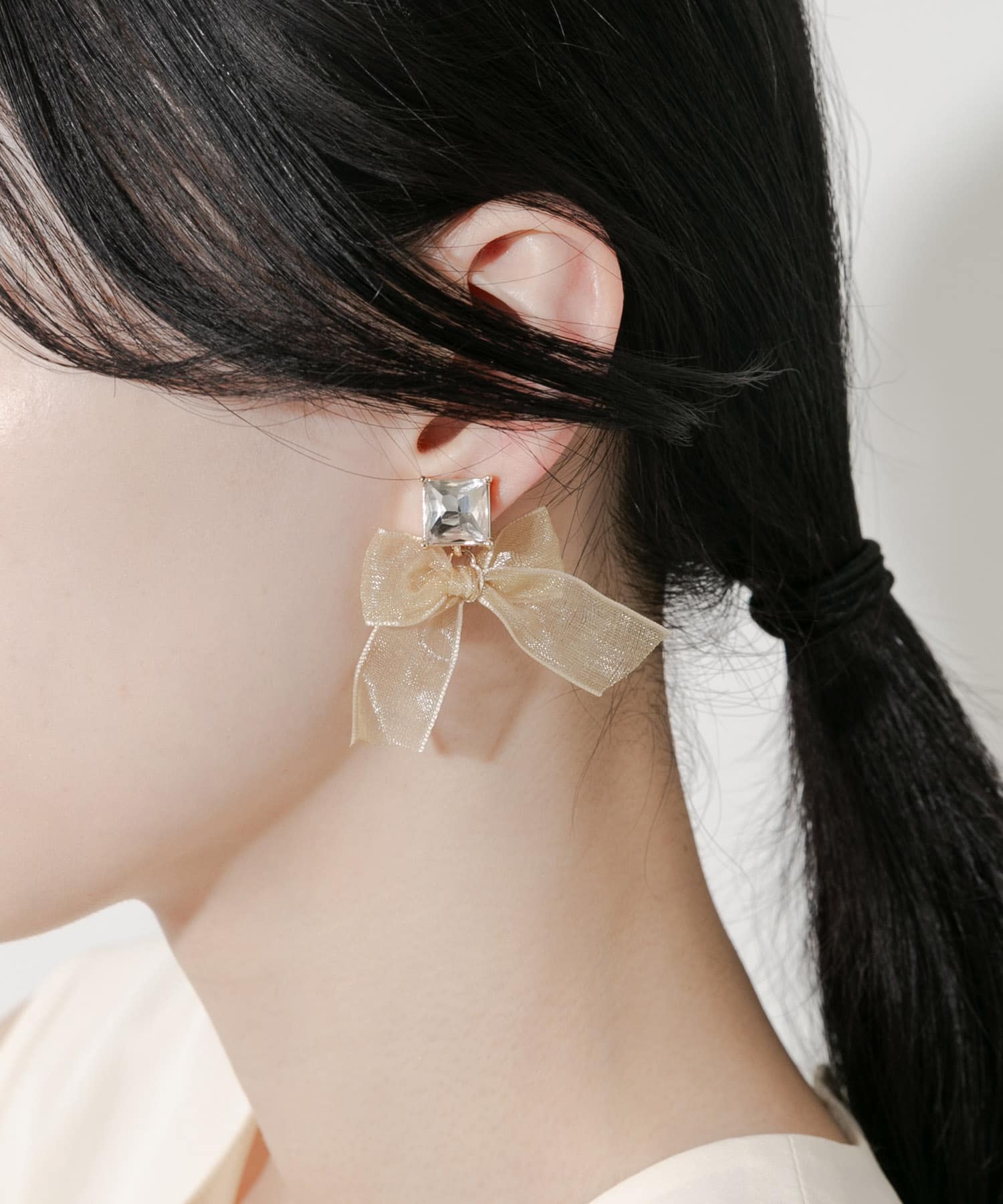 スクエアビジューリボンイヤリング