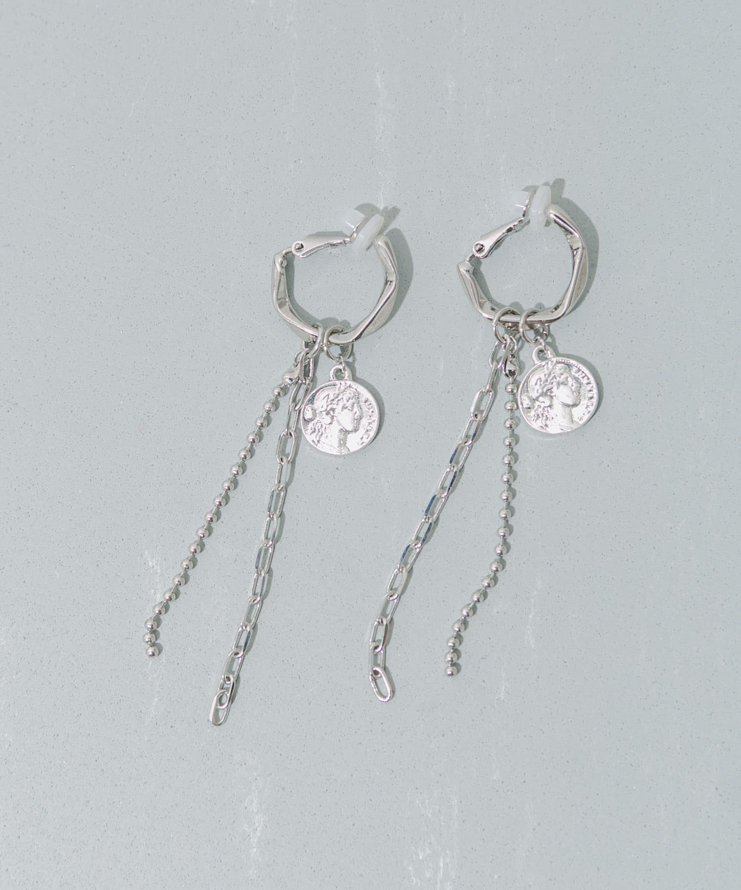 コインチェーンフープイヤリング