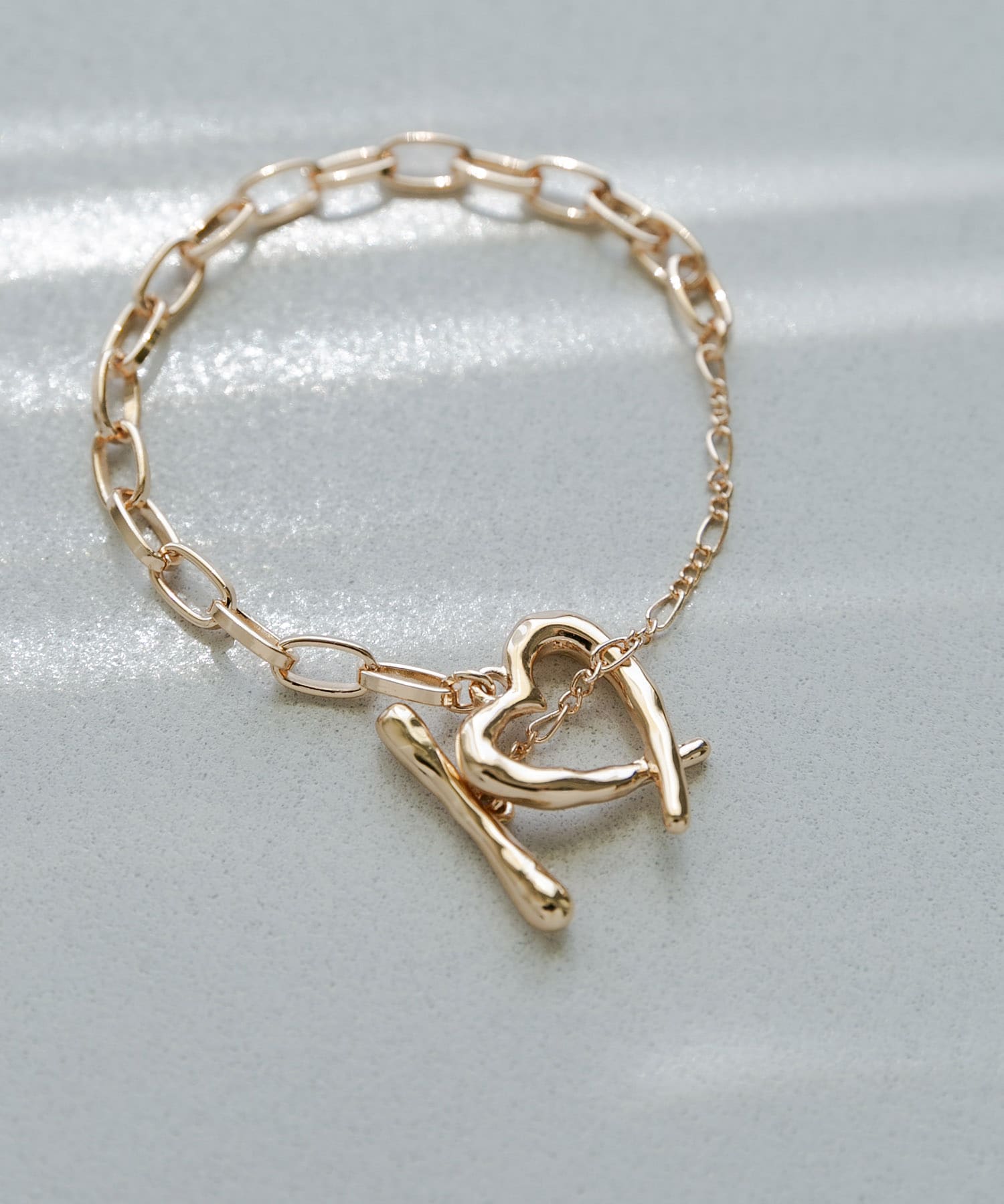 メタルハートマンテルブレスレット GLD -