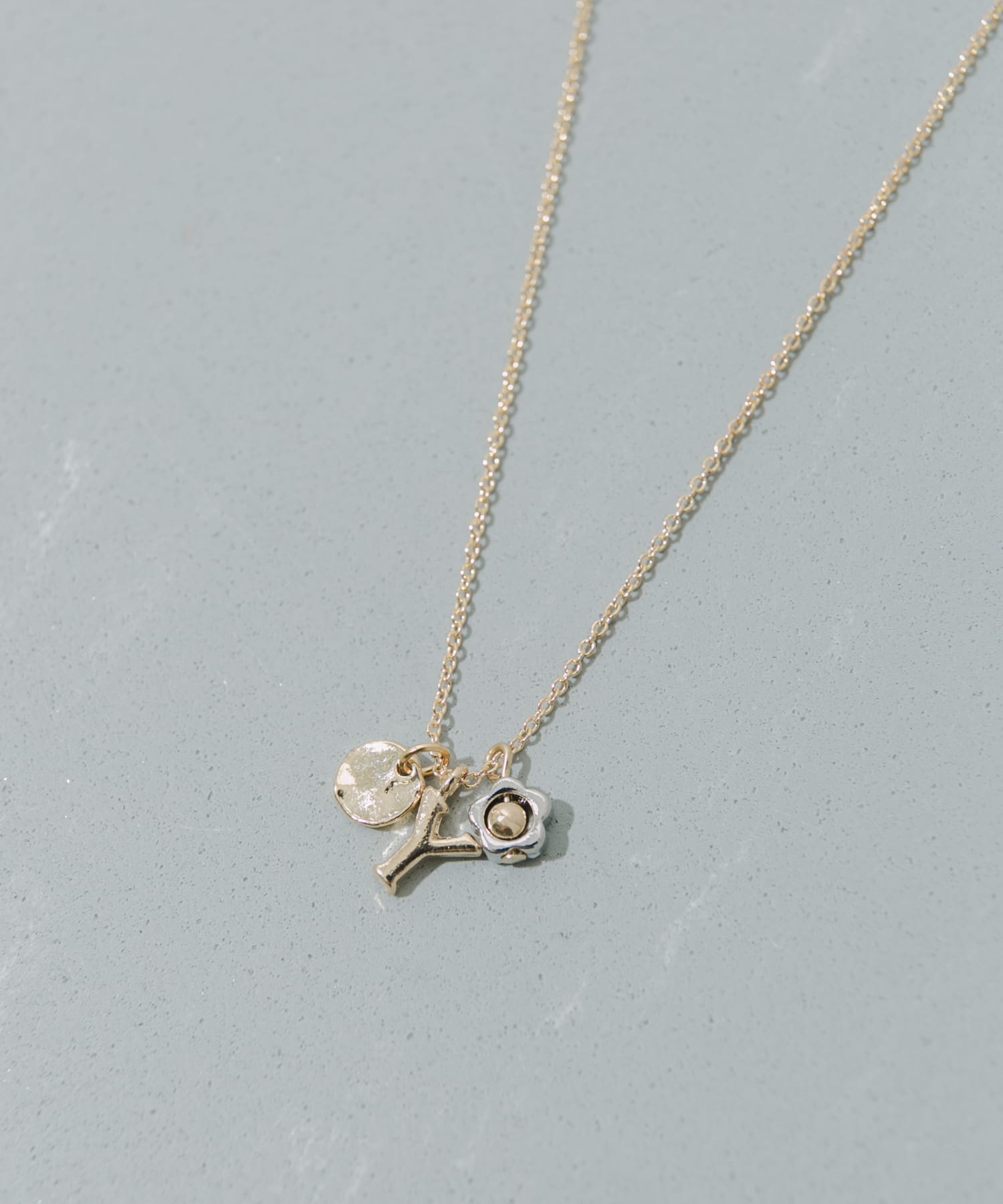 イニシャルチャームネックレス GLD/Y -