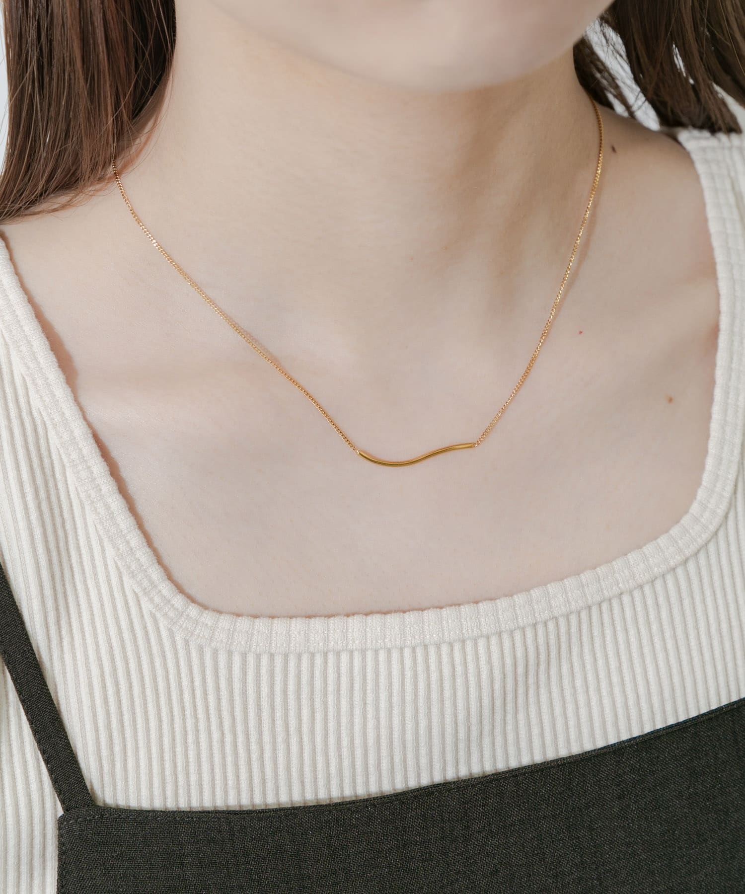 ステンレススリムカーブバーネックレス GLD -