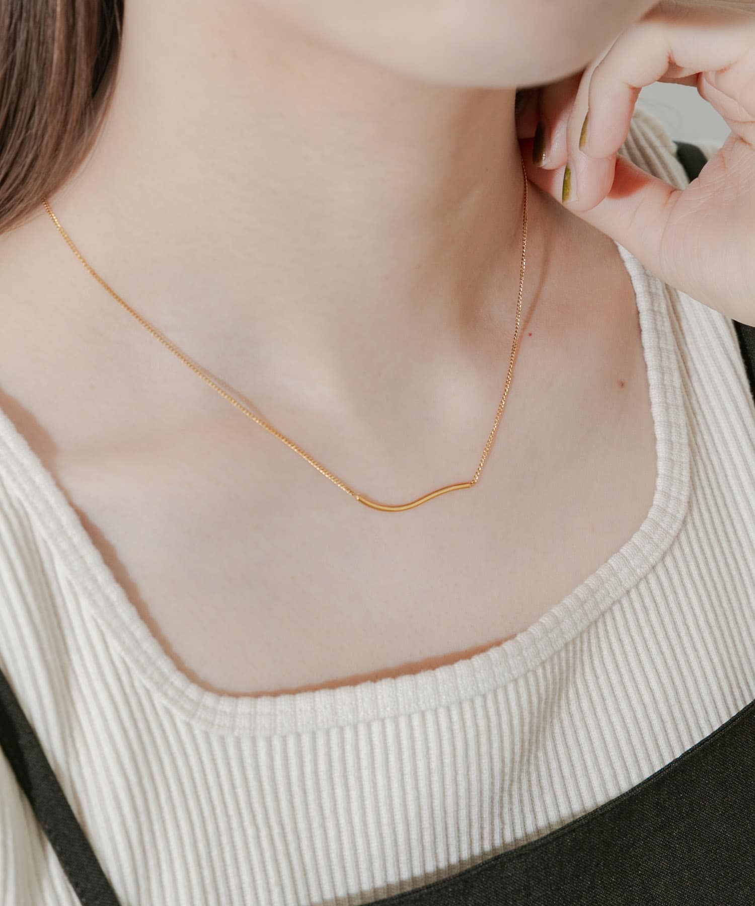 ステンレススリムカーブバーネックレス GLD -