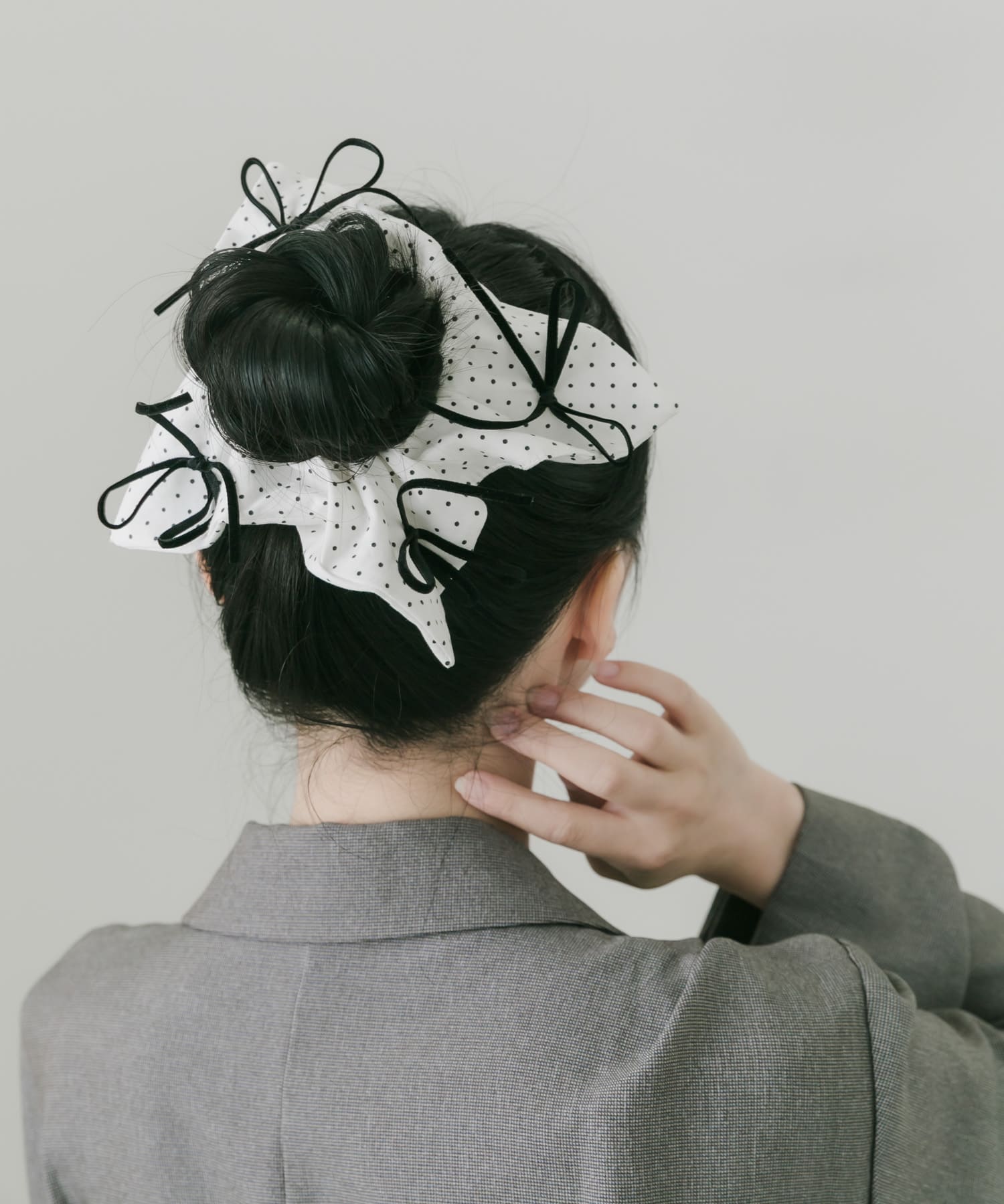 ベロアリボンドットスクエアシュシュ DOT -