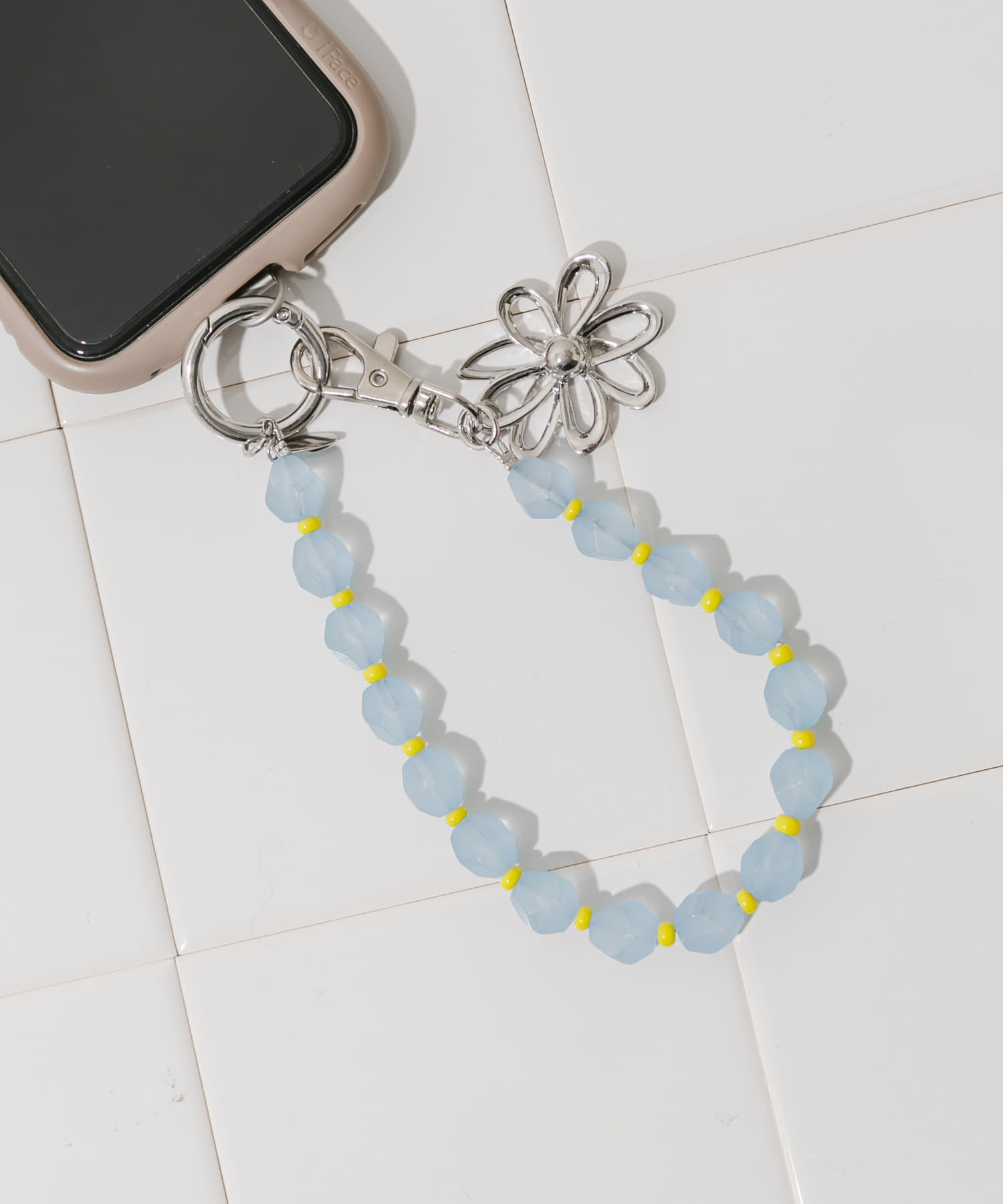 カラービーズフラワーキーチェーン