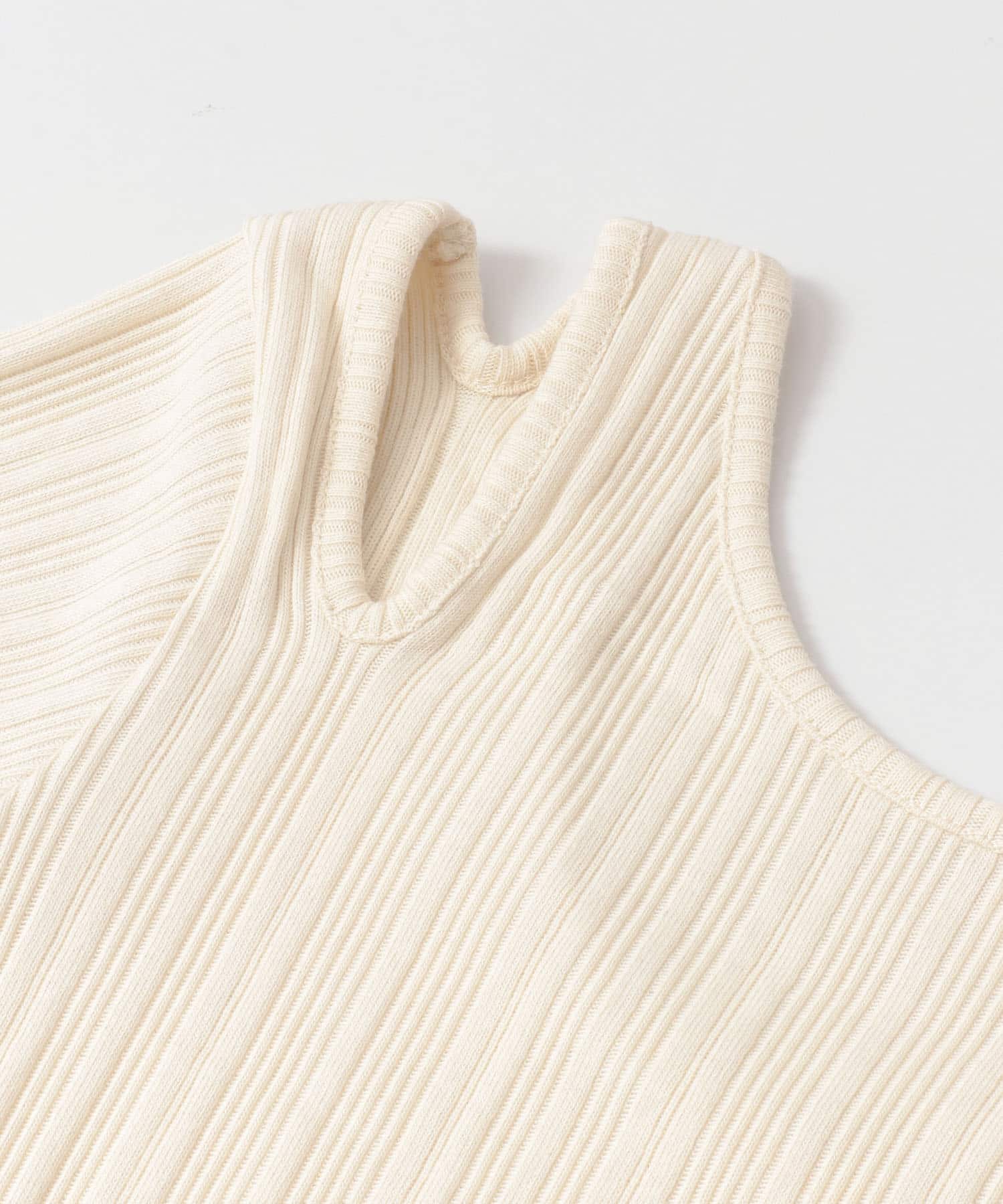 アシメネックコンパクトトップ IVORY FREE
