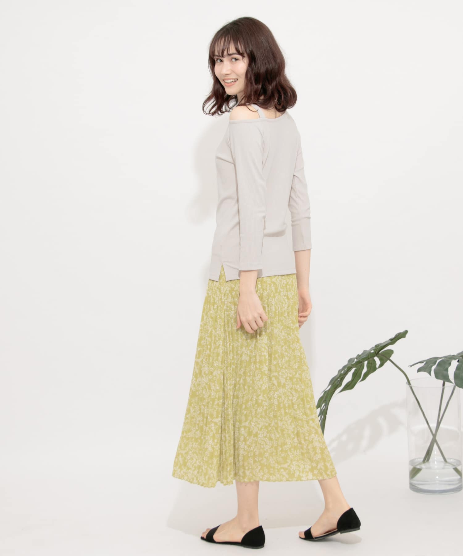 アシメネックリブトップ(7分袖) GREIGE FREE