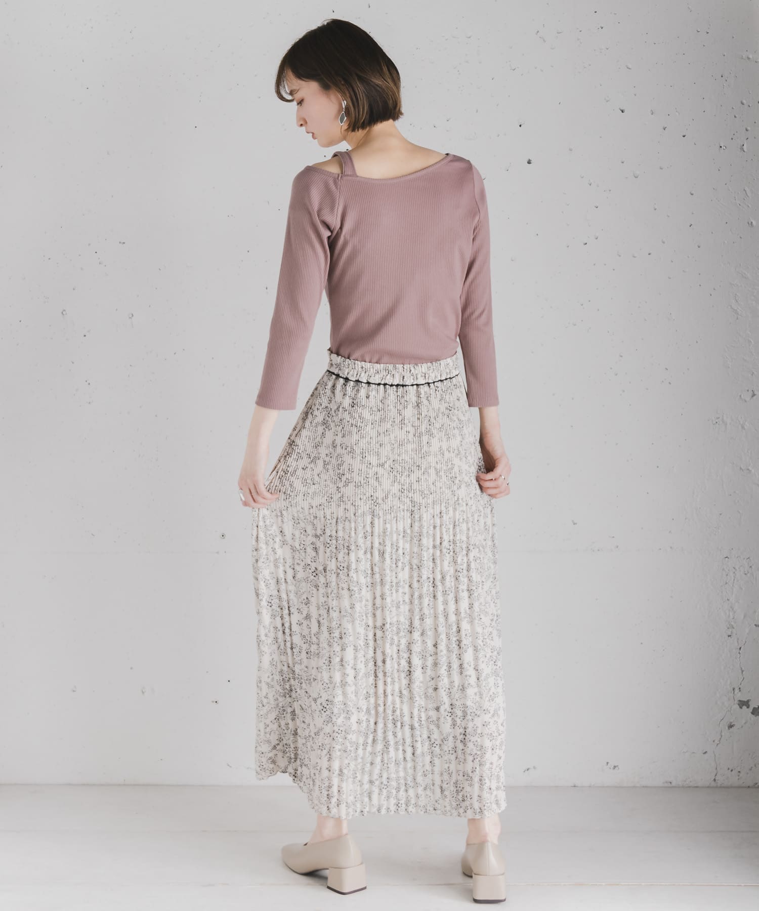 アシメネックリブトップ(7分袖) DUSTY PINK FREE