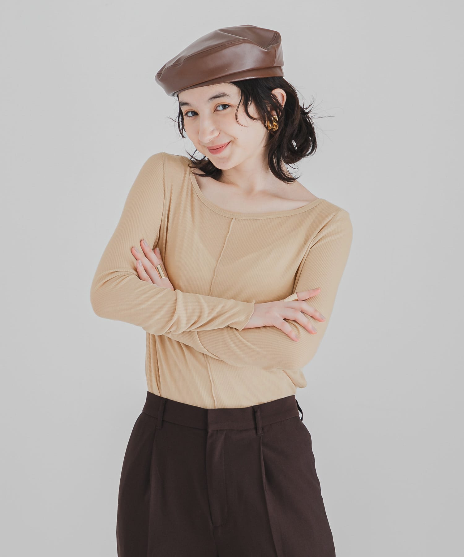 BEIGE